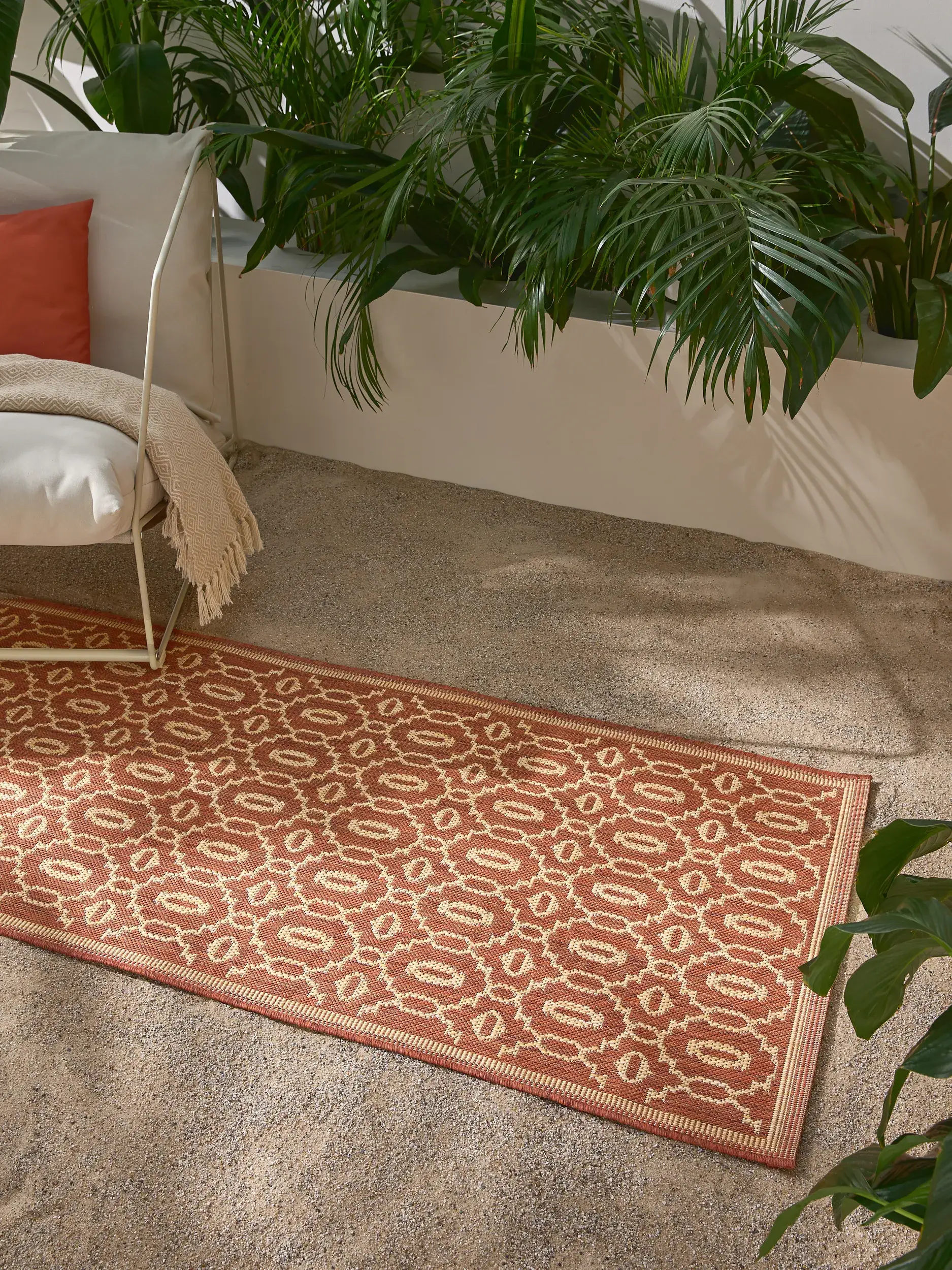 Rug made of 100% Polypropylen in Beige with a 100% Polypropylen high pile by benuta Nest