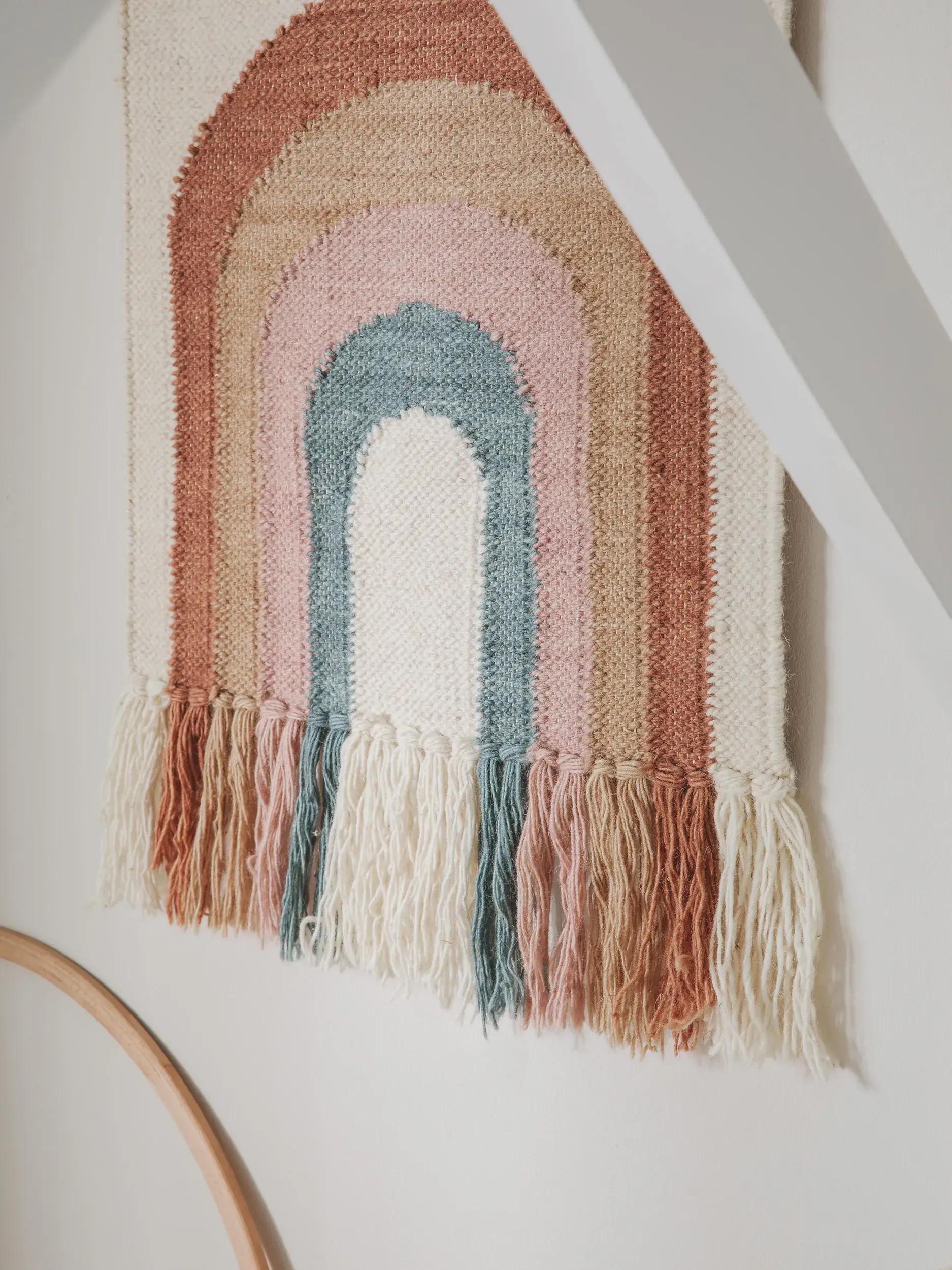 Déco de mur Rainbow Multicouleur en motif Motifenfant en 90% Laine, 10% Coton de Lytte