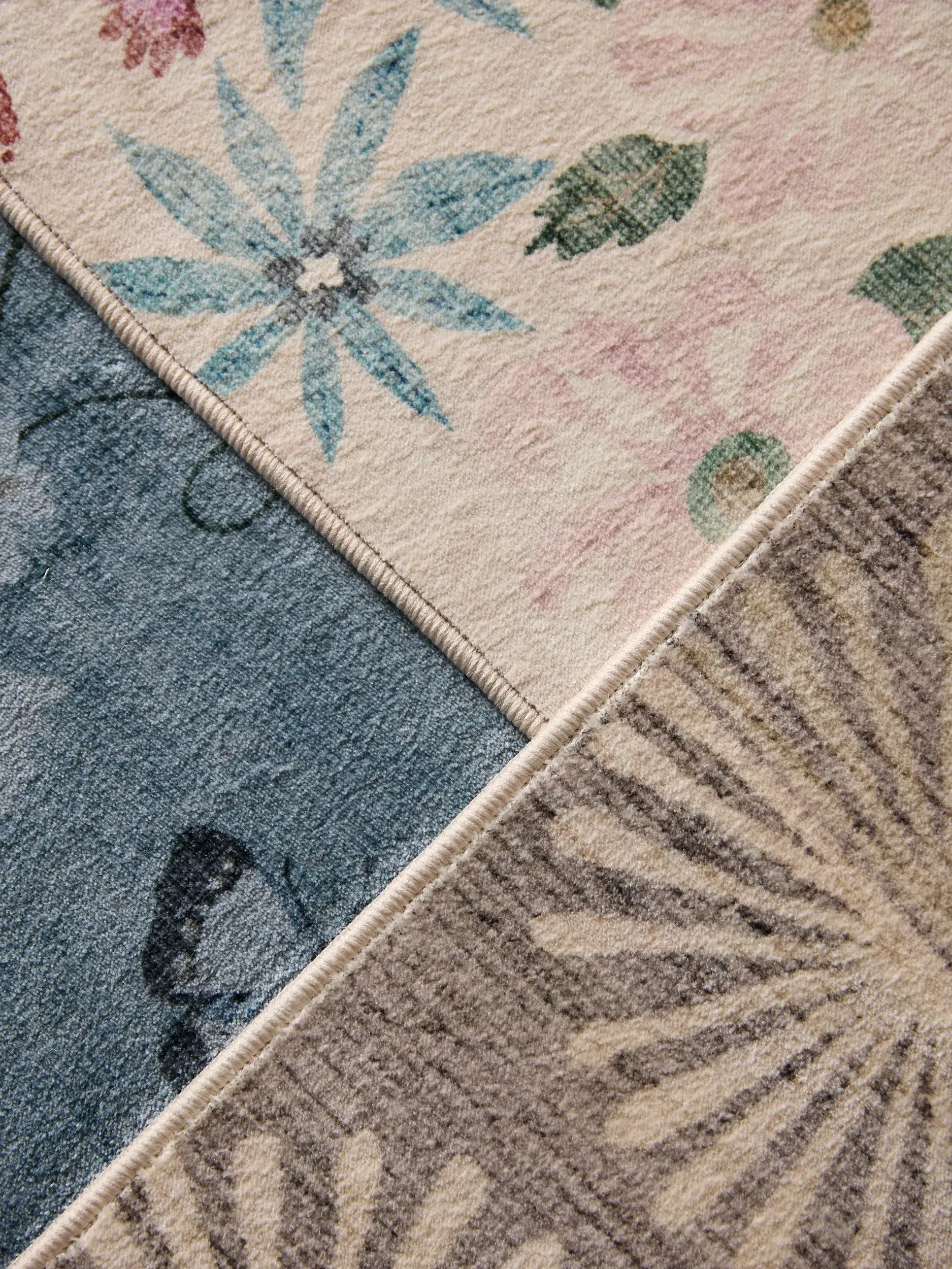 Rug made of 100% Polyester in Multicolor with a 100% Polyester high pile by benuta Nest