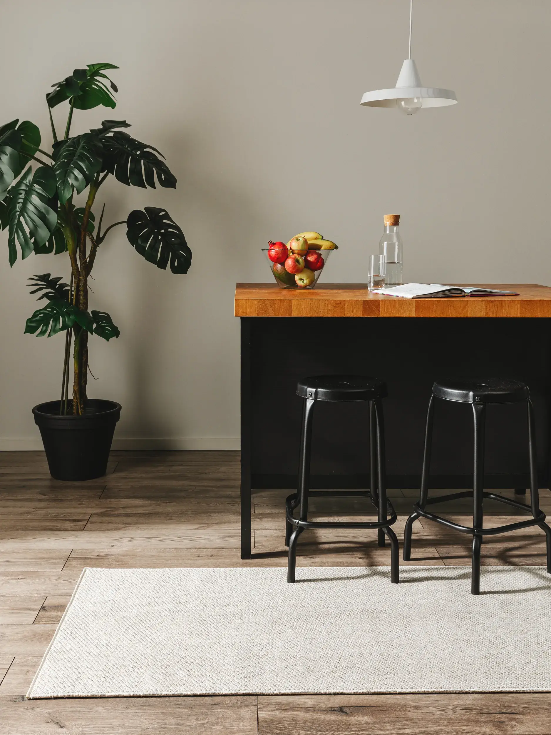 Rug made of 100% Polypropylen in Beige with a 100% Polypropylen high pile by benuta Basic