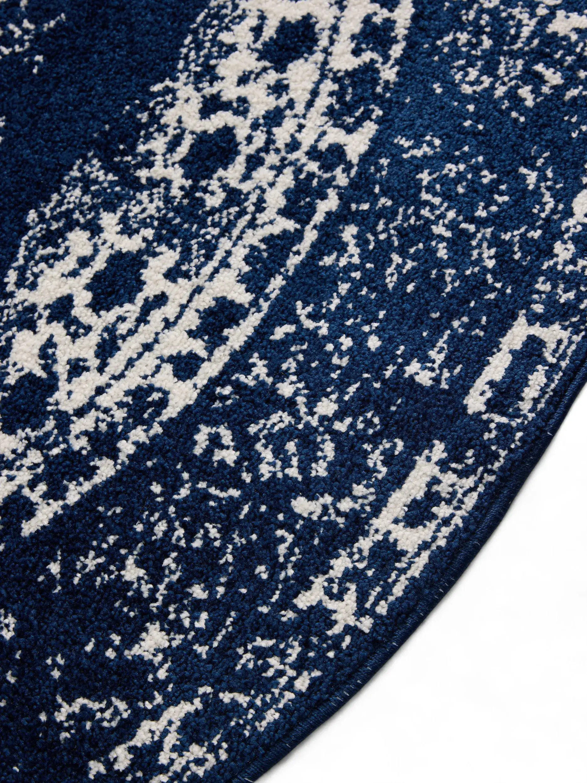 Rug made of 100% Polypropylen in Blau with a 100% Polypropylen high pile by benuta Basic