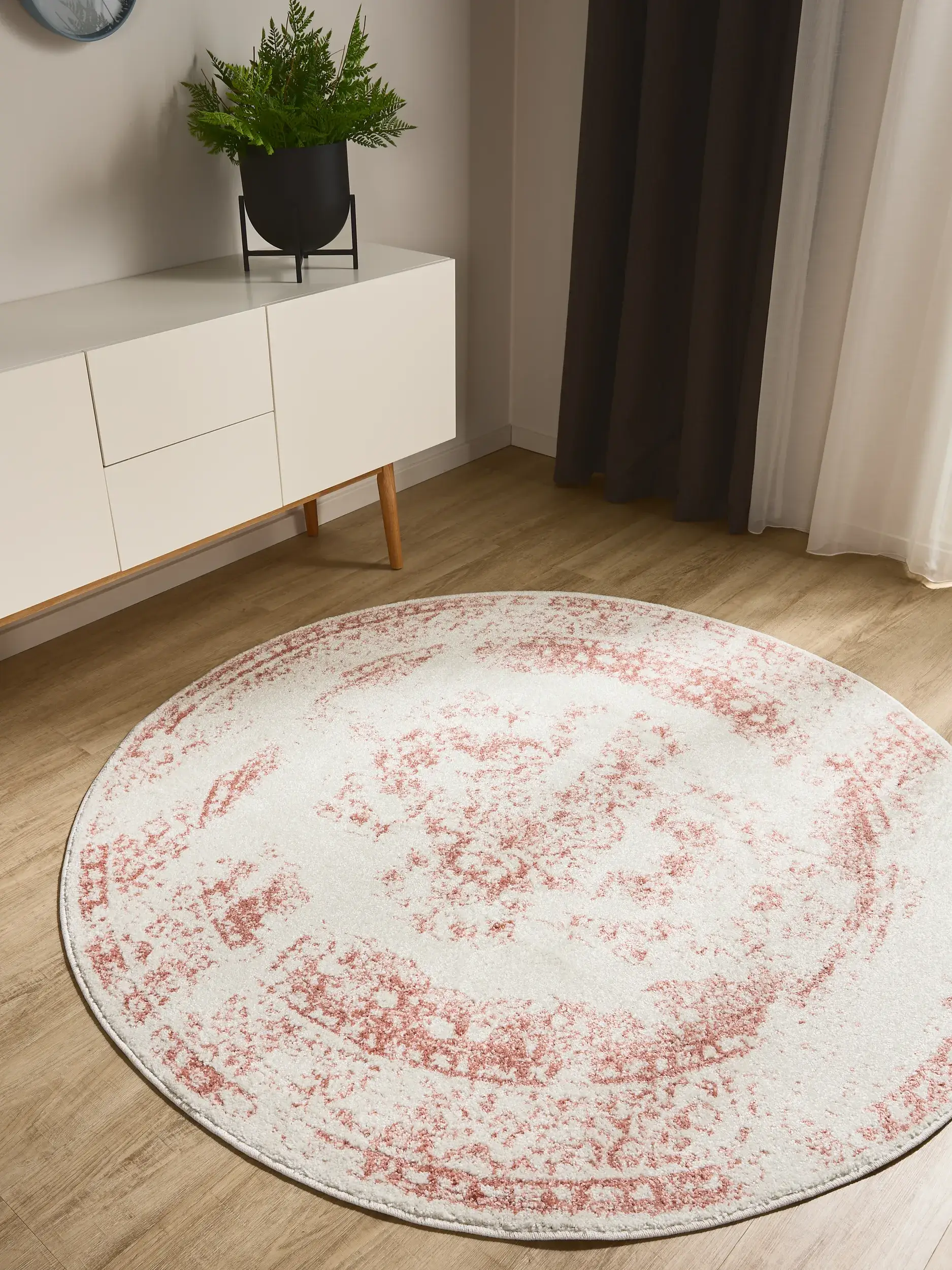 Tappeto di 100% Polipropilene in Beige con pelo alto 100% Polipropilene da benuta Basic