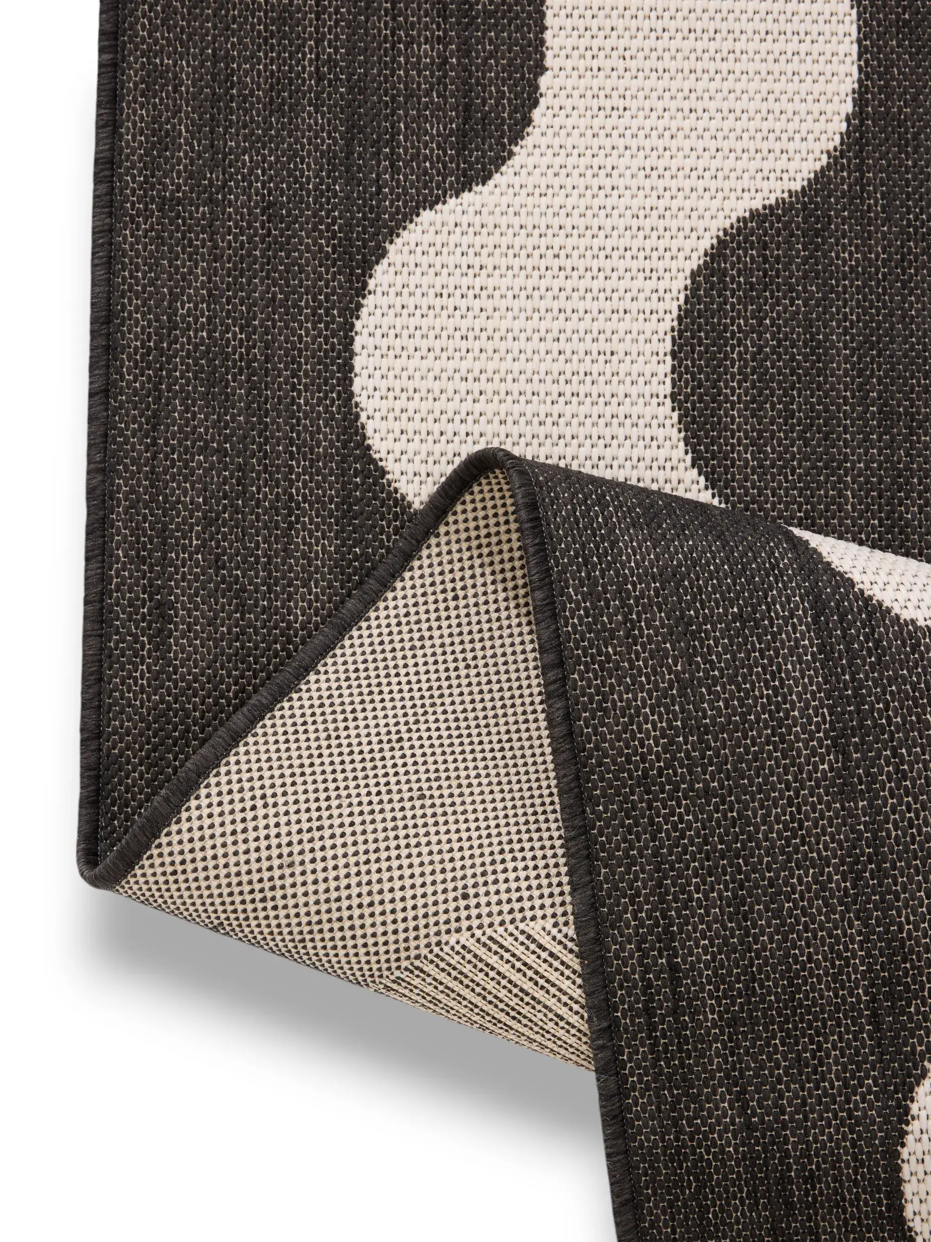 Teppich aus 100% Polypropylen in Schwarz/Weiß mit 100% Polypropylen hohem Flor von benuta Nest