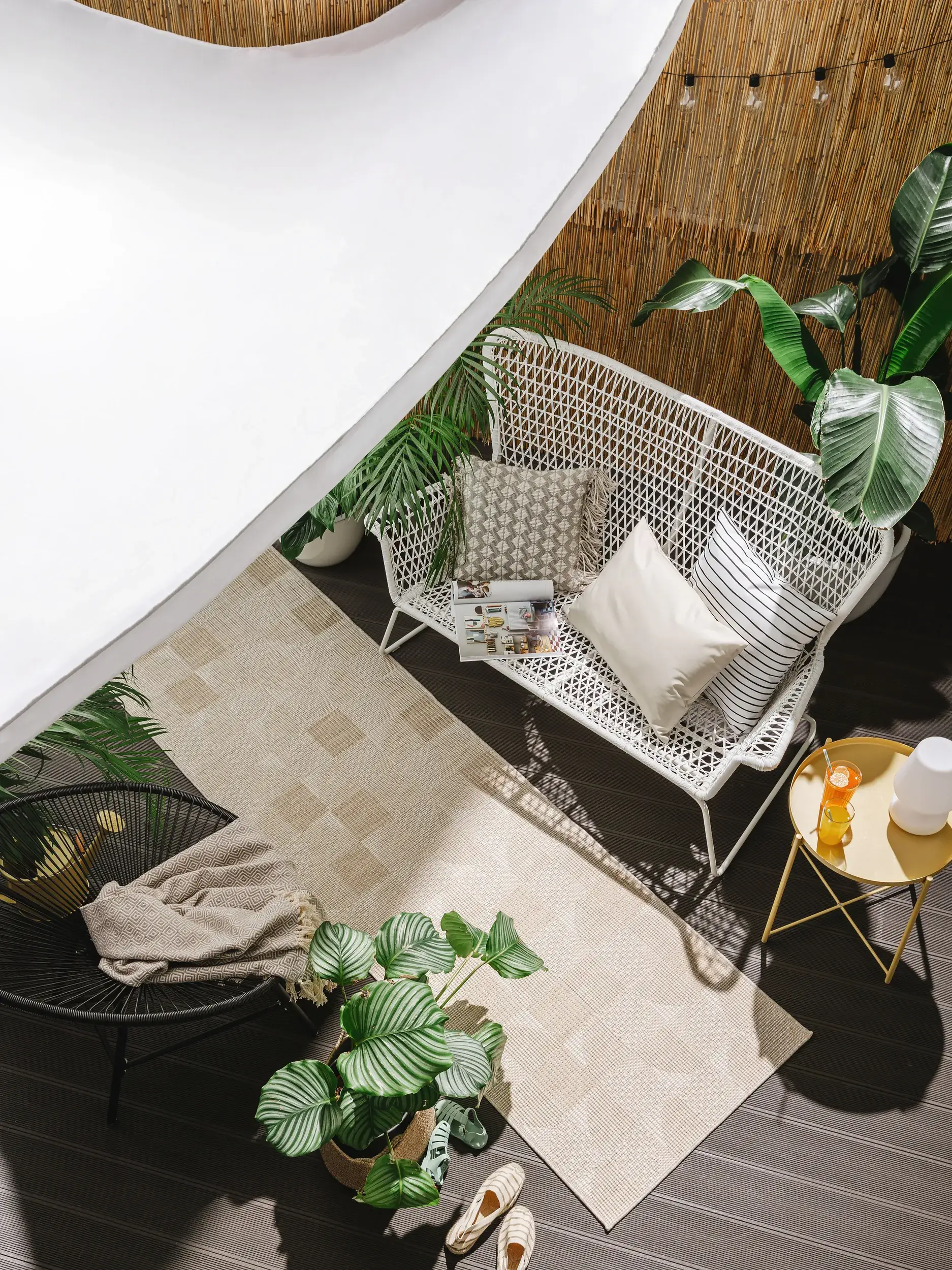 Rug made of 100% Polypropylen in White with a 100% Polypropylen high pile by benuta Nest
