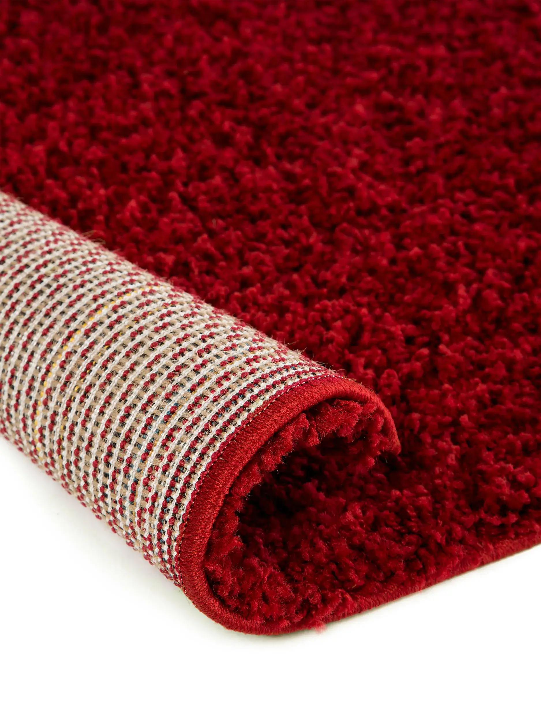 Rug made of 100% Polypropylen in Rot with a 100% Polypropylen high pile by benuta