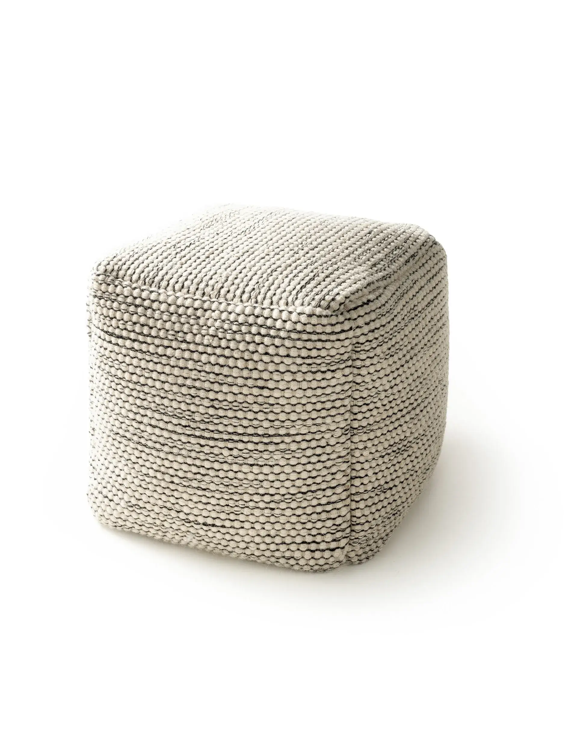 Handgefertigter Woll-Pouf Rocco Beige/Schwarz im Design Einfarbig aus 80% Wolle, 20% Baumwolle von benuta Pure