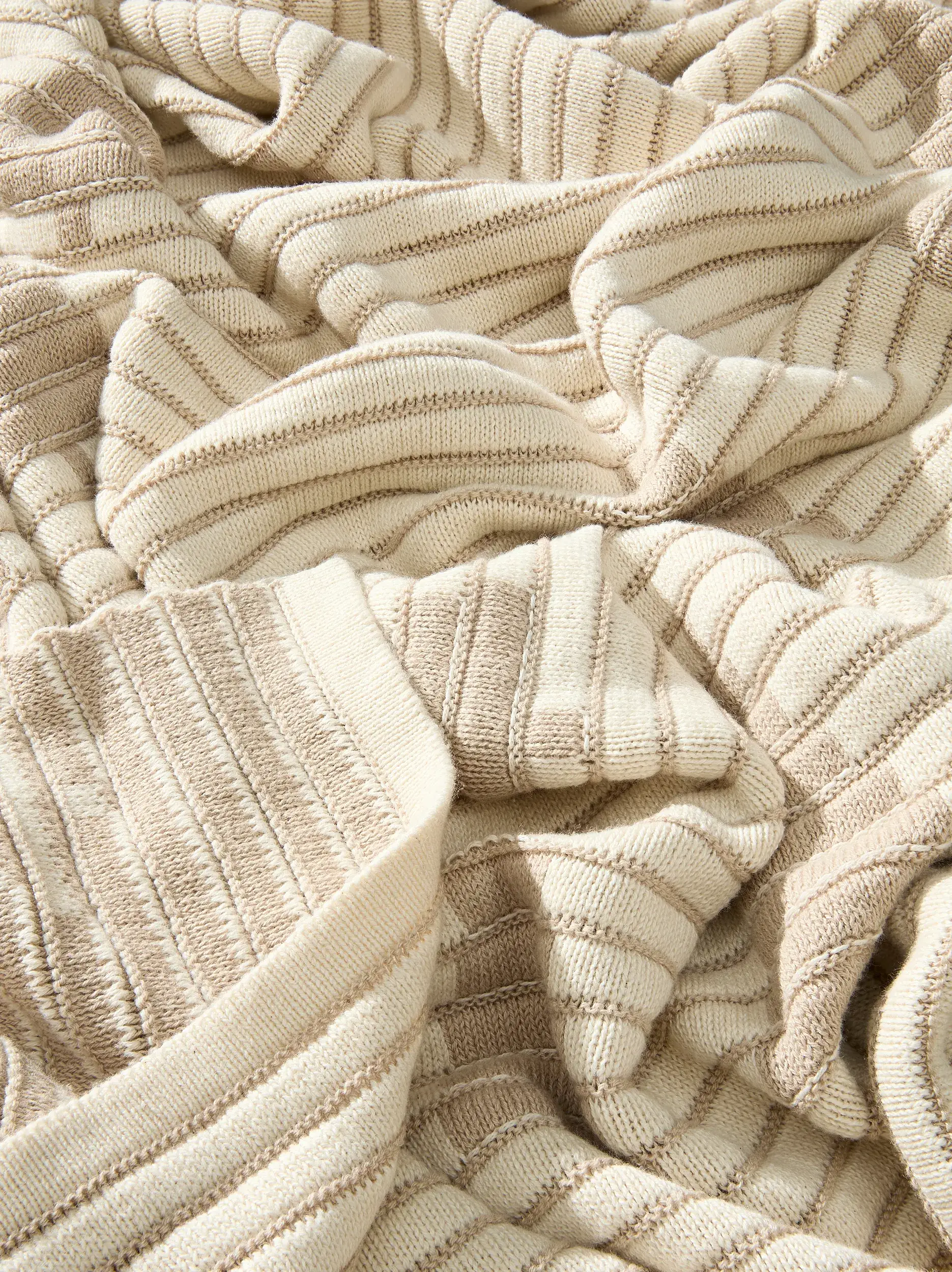 Weihnachtsdecke Nordic Beige von benuta