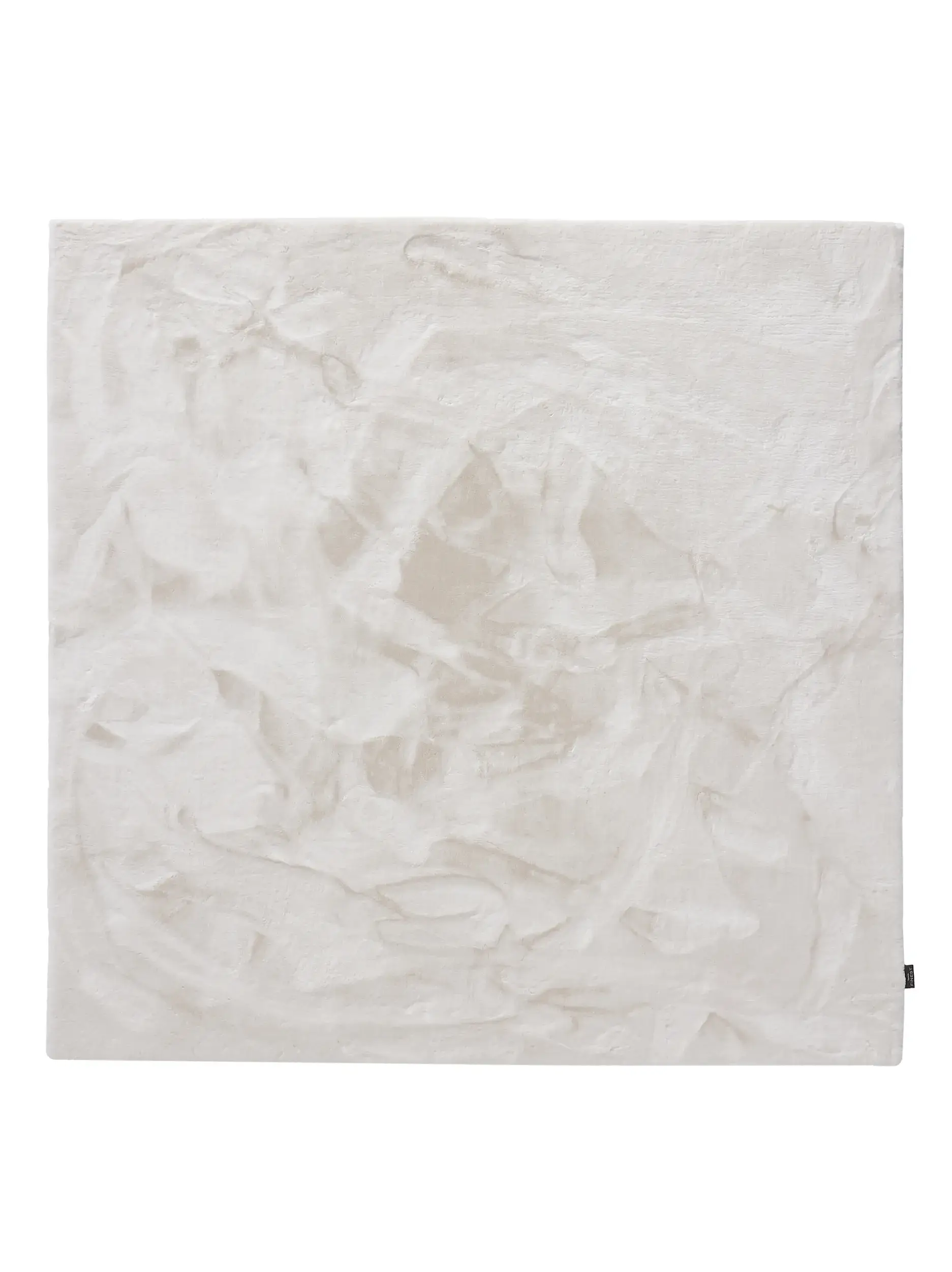 Rug made of 100% Polyester in White with a 100% Polyester high pile by benuta Finest