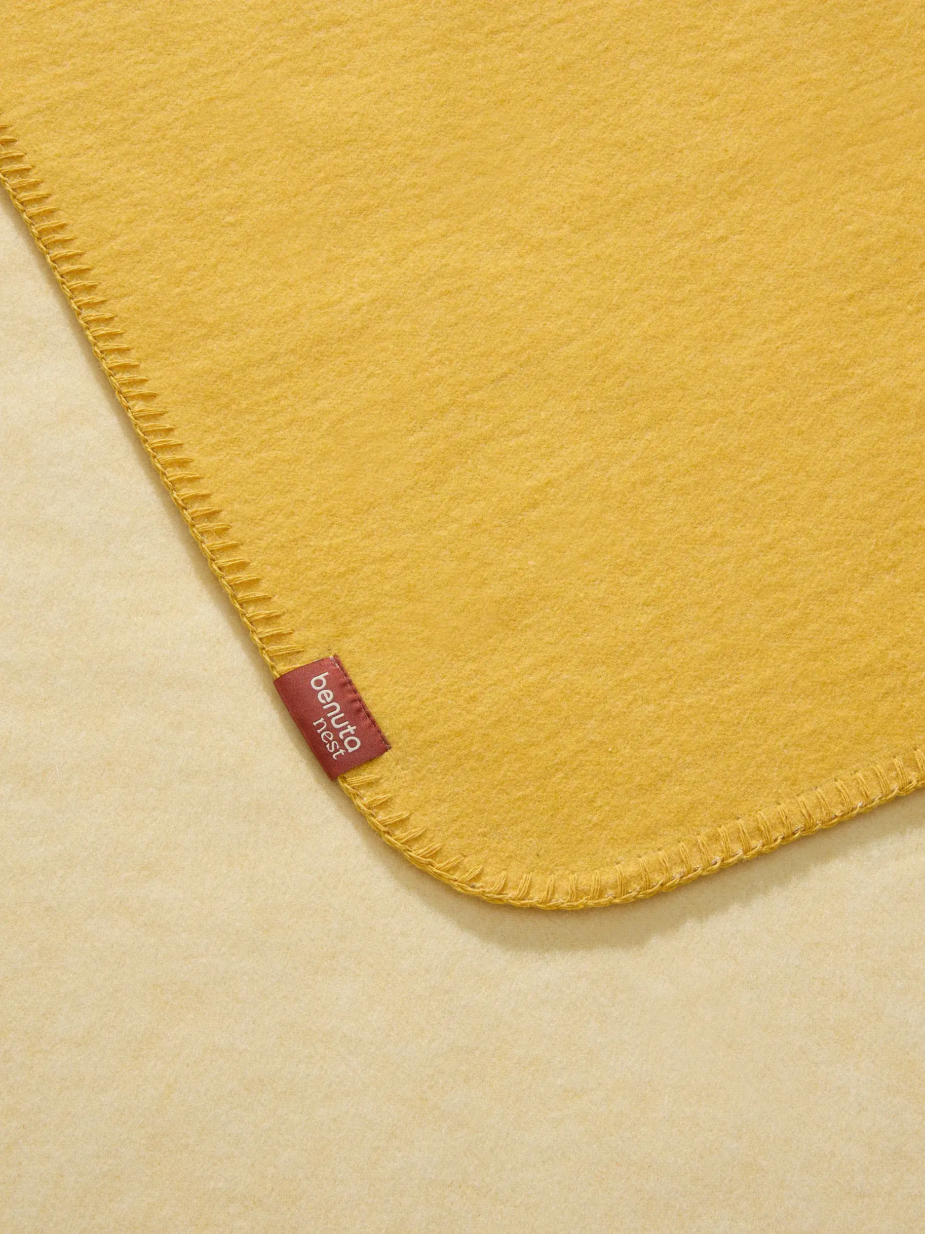 Tæppe Mona Gul fra benuta nest