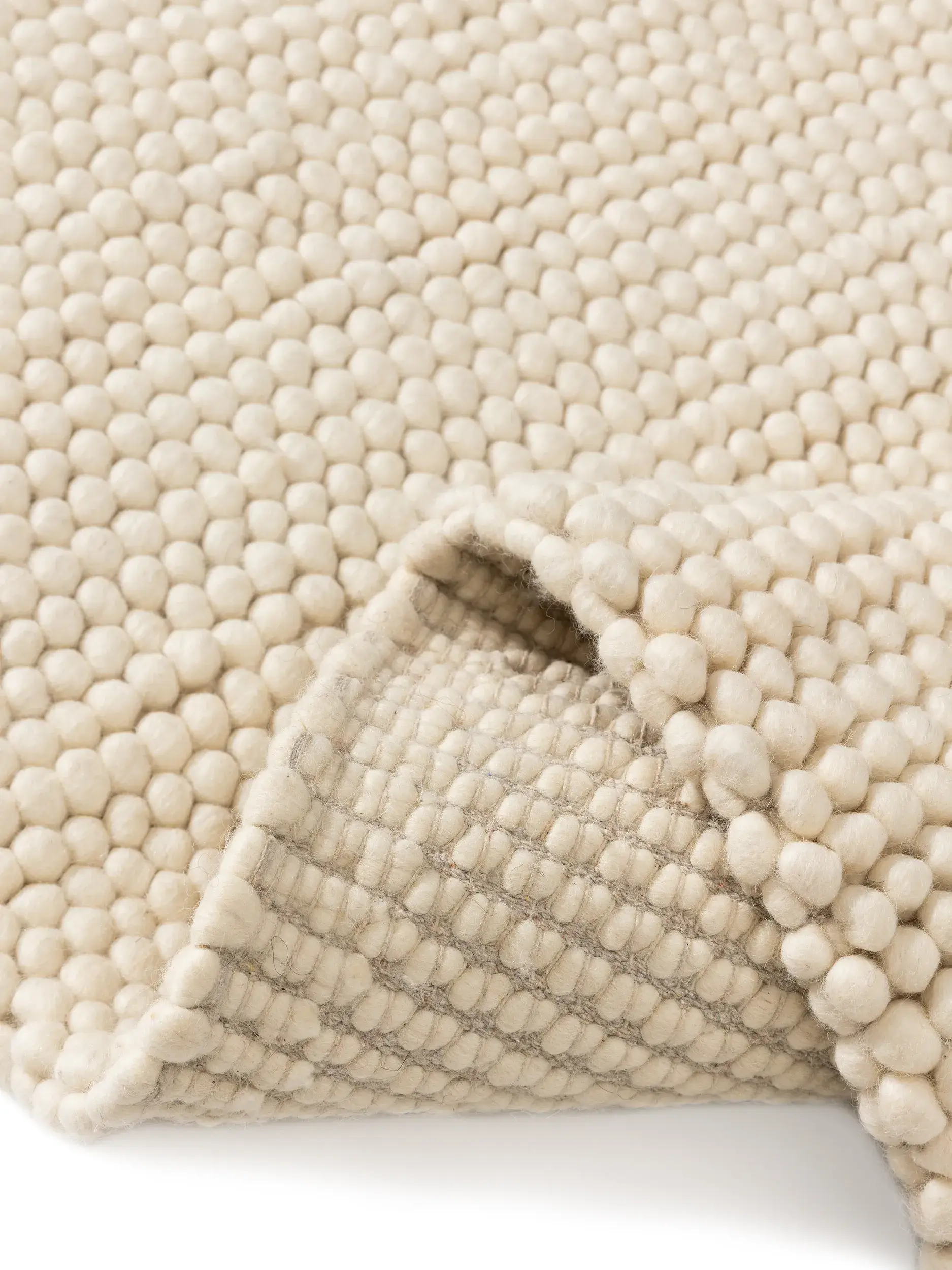Teppich aus 70% Wolle, 30% Polyester in Beige mit 70% Wolle, 30% Polyester hohem Flor von benuta Pure