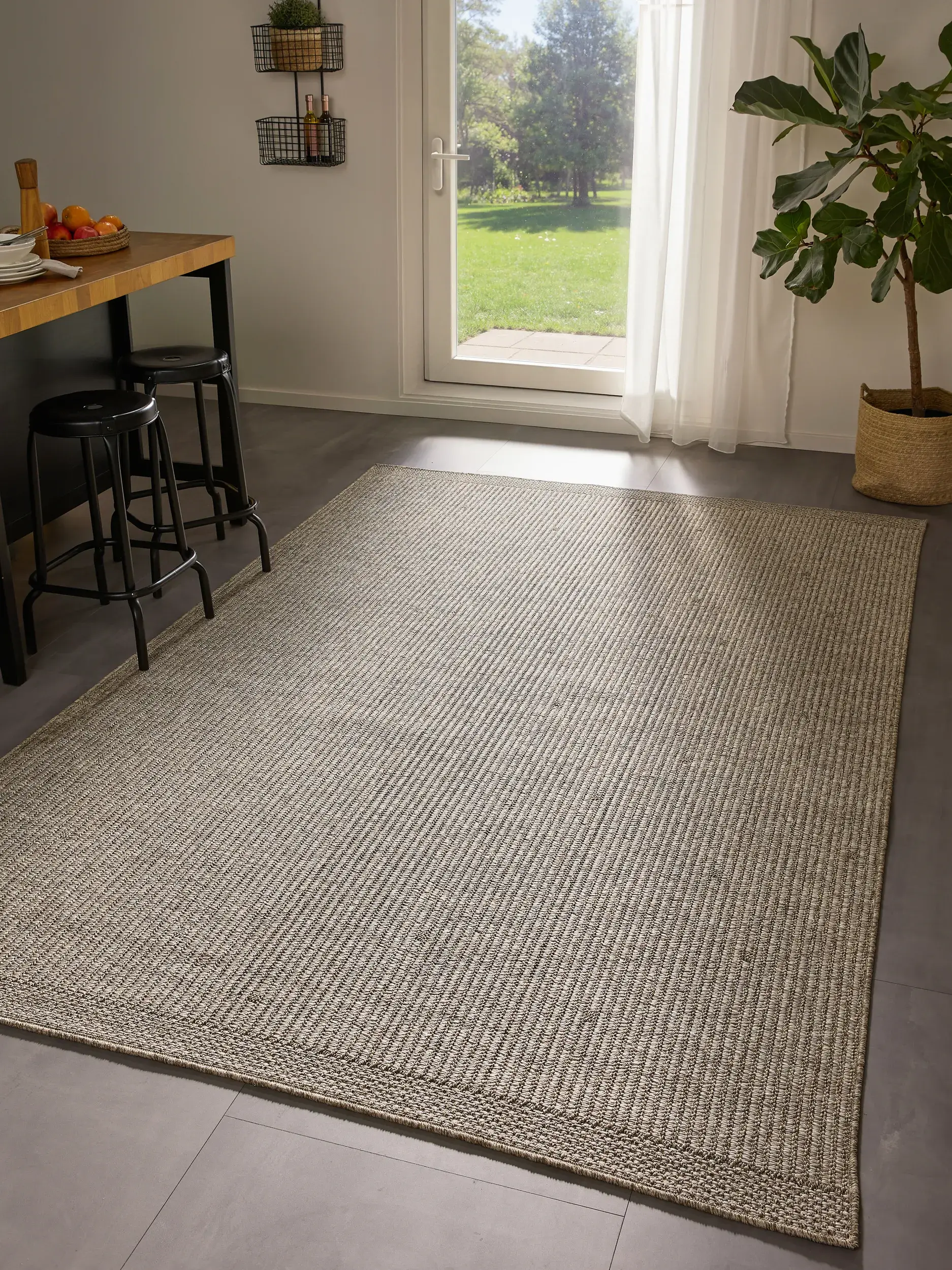 Teppich Naoto aus 100% Polypropylen in  von benuta Nest