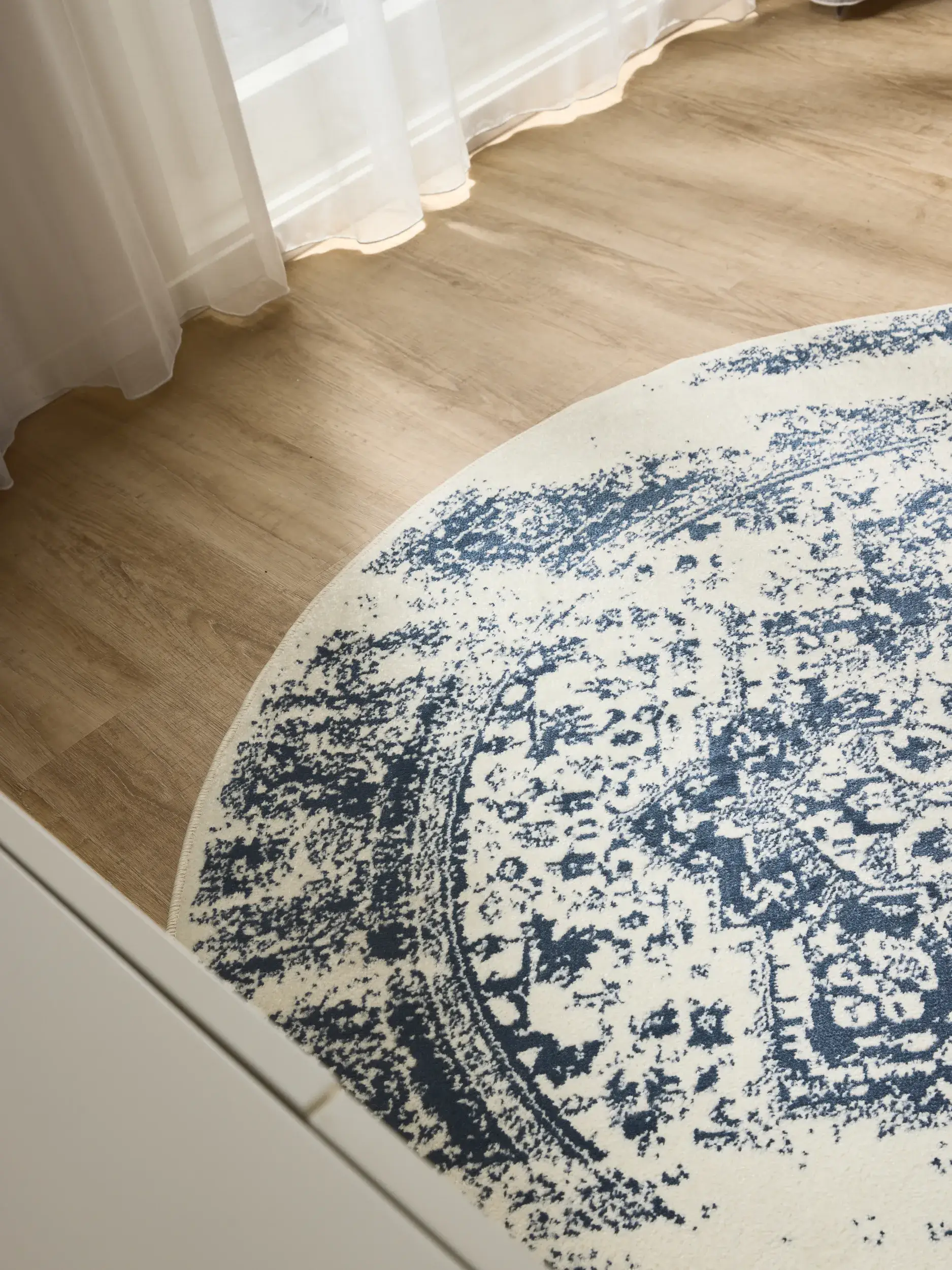 Rug made of 100% Polypropylen in Beige with a 100% Polypropylen high pile by benuta Basic