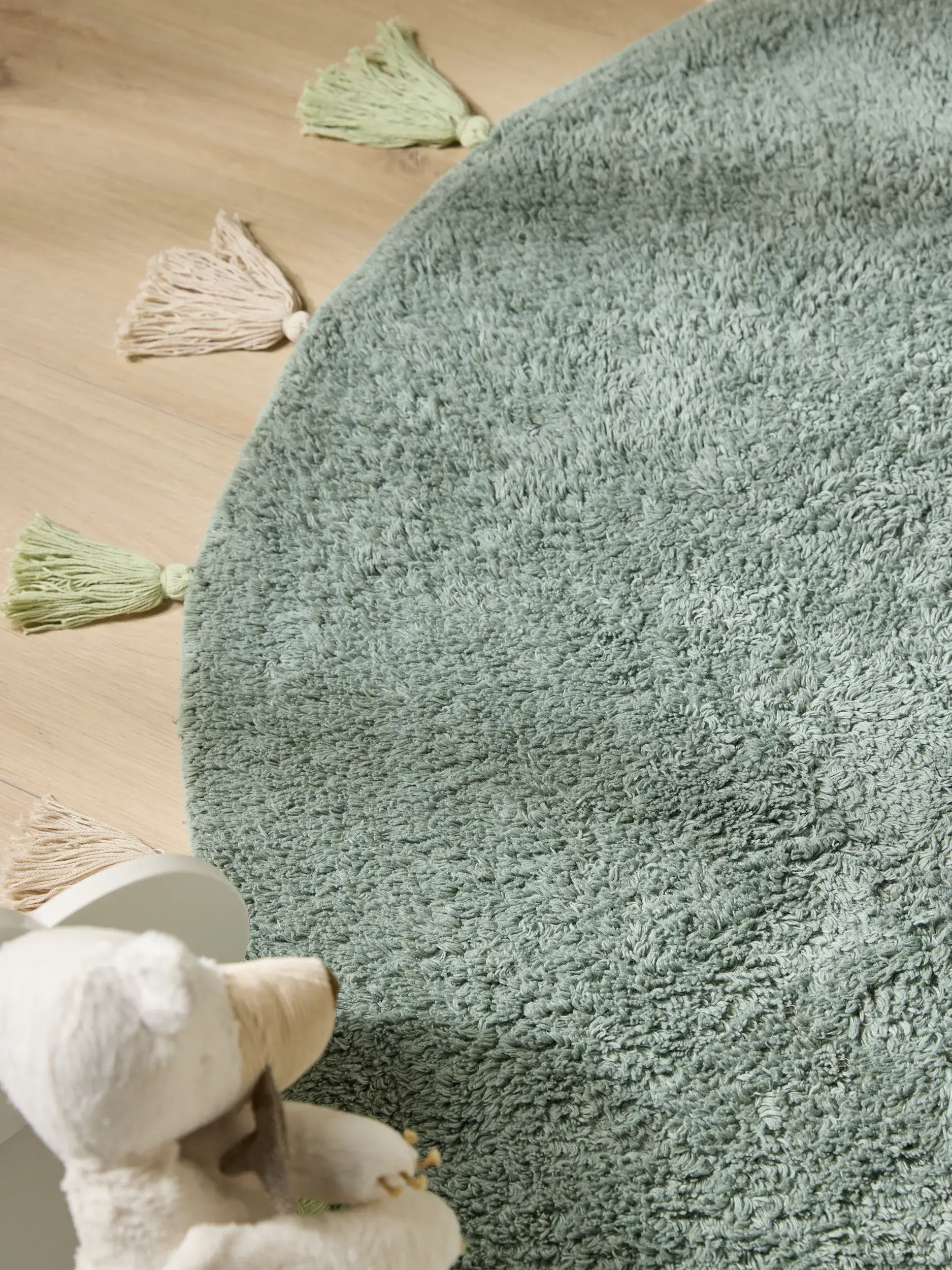 Teppich aus 100% Baumwolle in Grün mit 100% Baumwolle hohem Flor von Lytte
