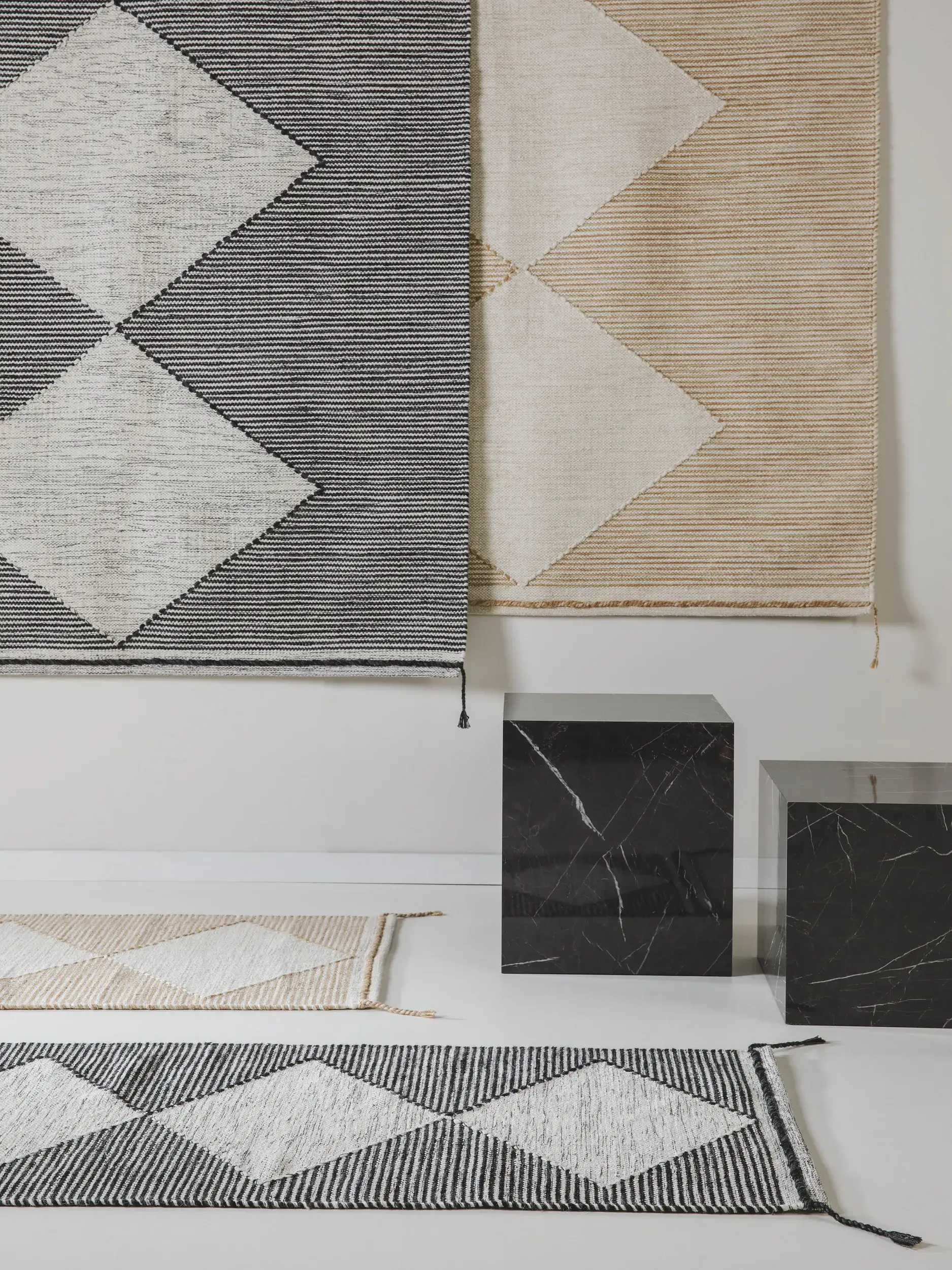Rug made of 50% Wool, 50% Cotton in Beige with a 50% Wool, 50% Cotton high pile by benuta Pure