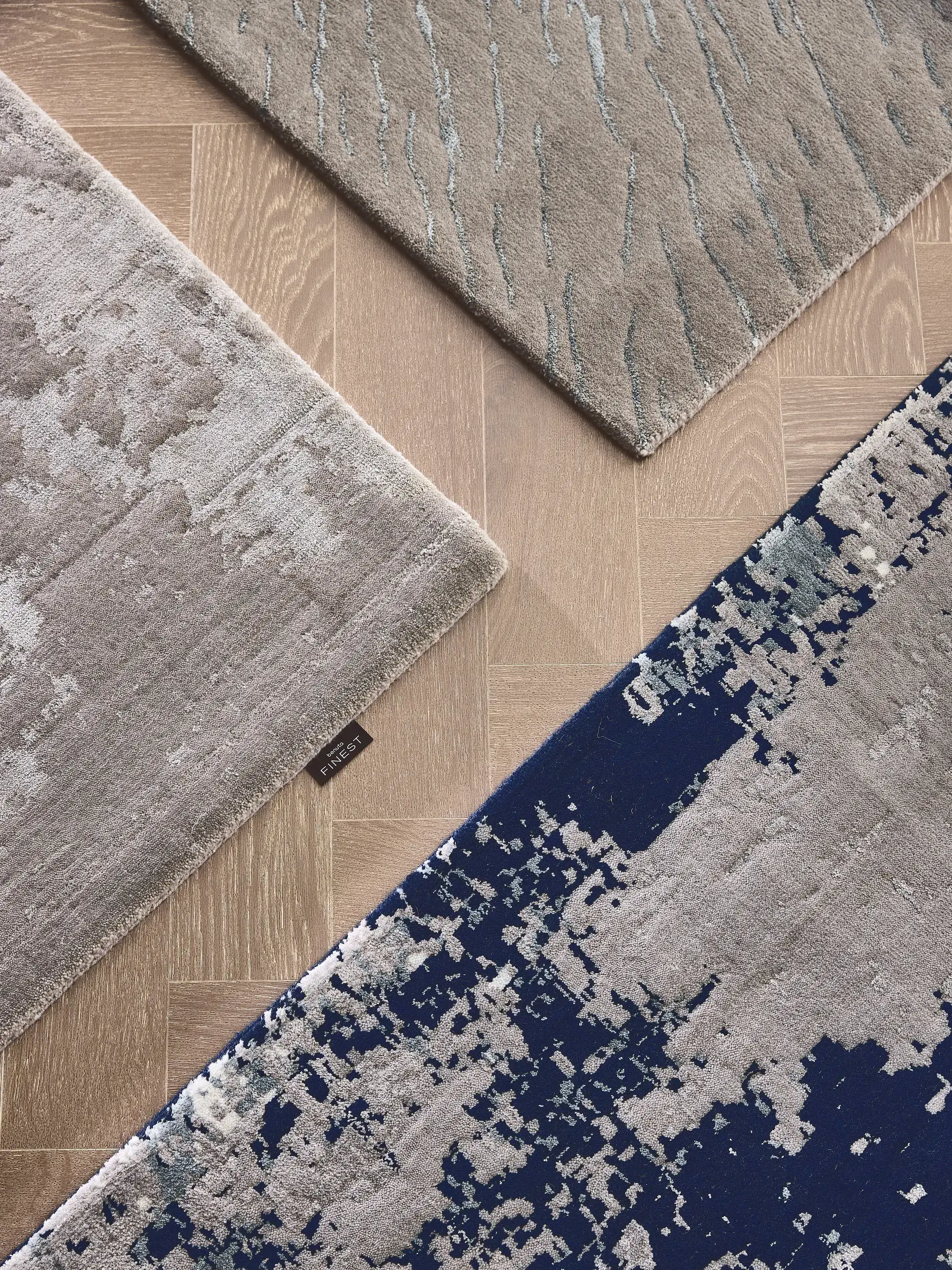 Rug made of 100% Viscose in Grey with a 100% Viscose high pile by benuta Finest