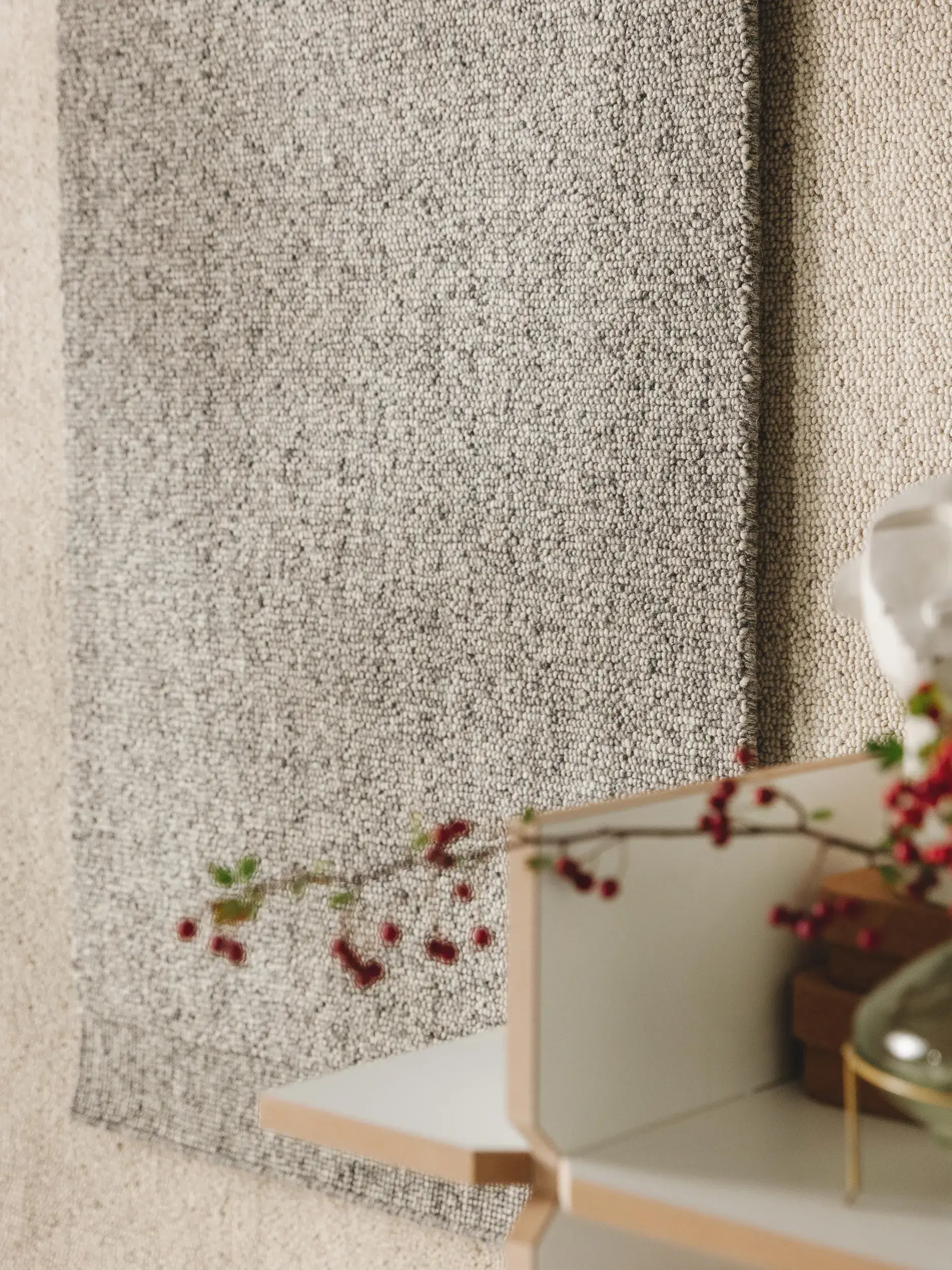 Teppich aus 80% Wolle, 20% Baumwolle in Beige mit 80% Wolle, 20% Baumwolle hohem Flor von benuta Pure