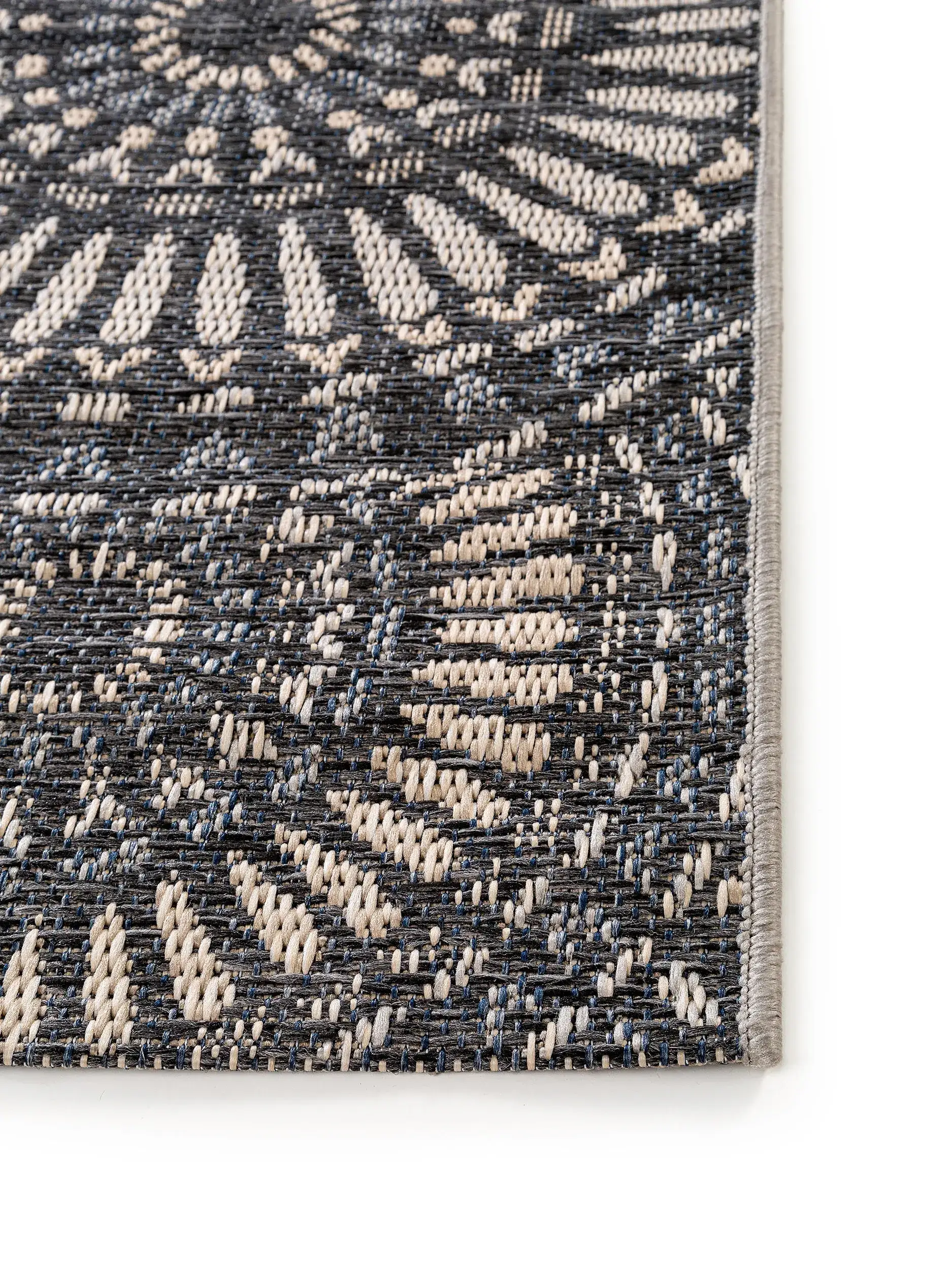 Rug made of 100% Polypropylen in Blue with a 100% Polypropylen high pile by benuta