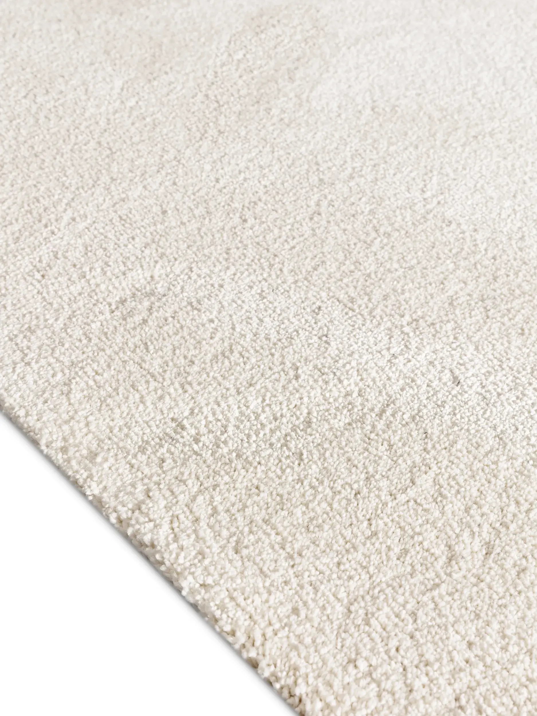 Rug made of 100% Polypropylen in Weiß with a 100% Polypropylen high pile by benuta Nest