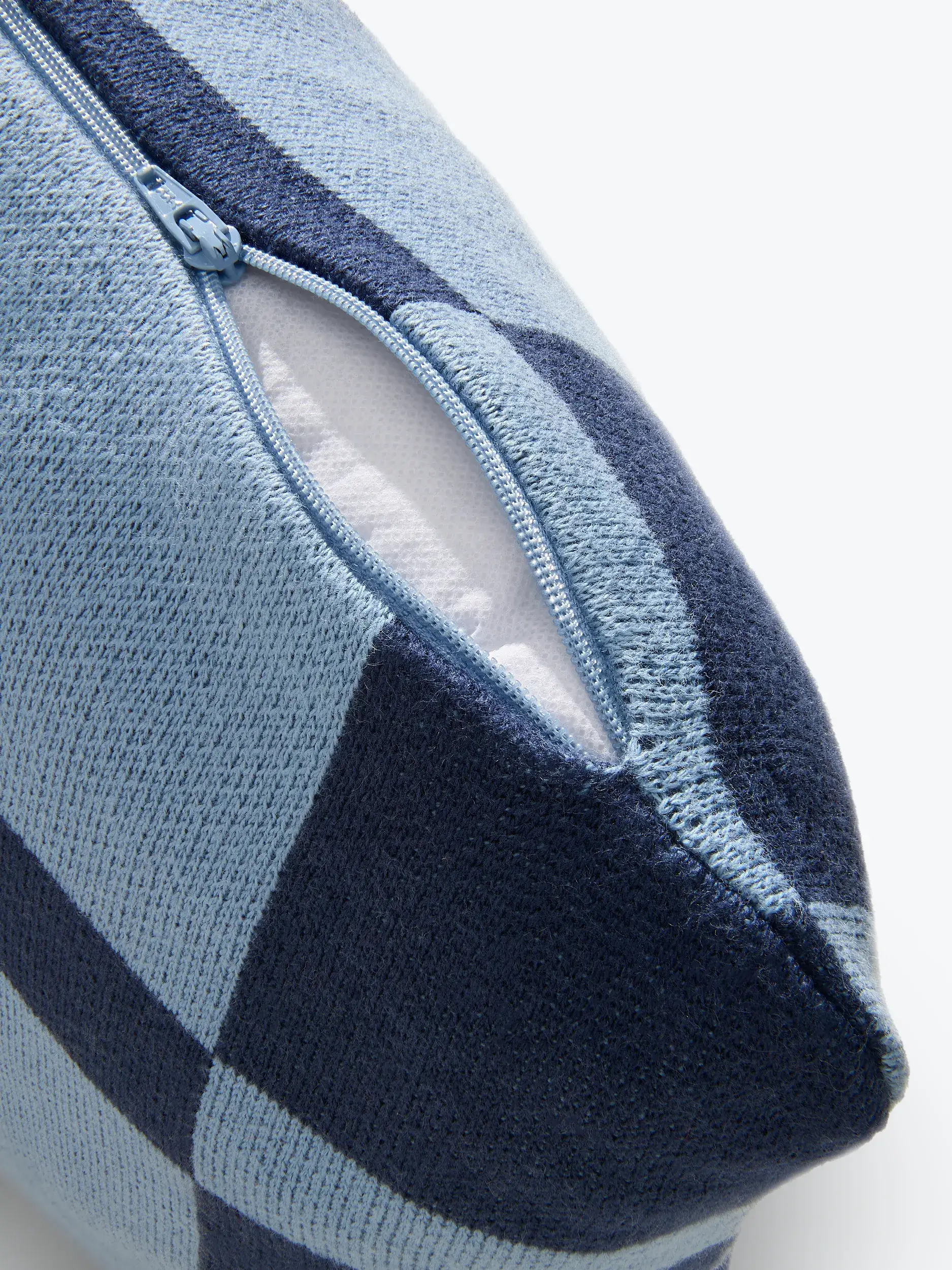 Kussen Carli Blauw van benuta Pure