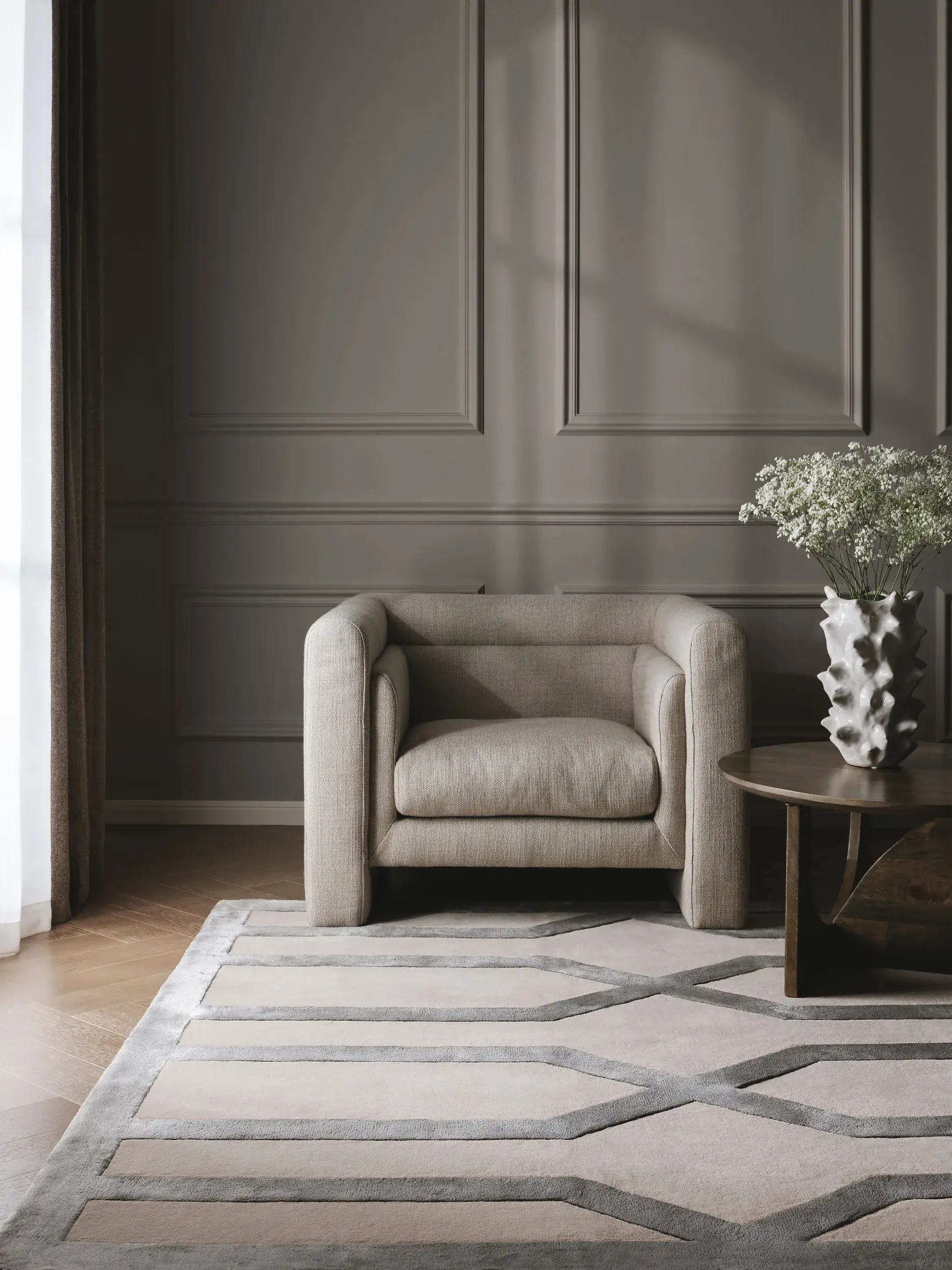 Tapijt van 60% Wol, 40% Lyocell (Tencel™) in Beige met een 60% Wol, 40% Lyocell (Tencel™) hoge pool van benuta Finest