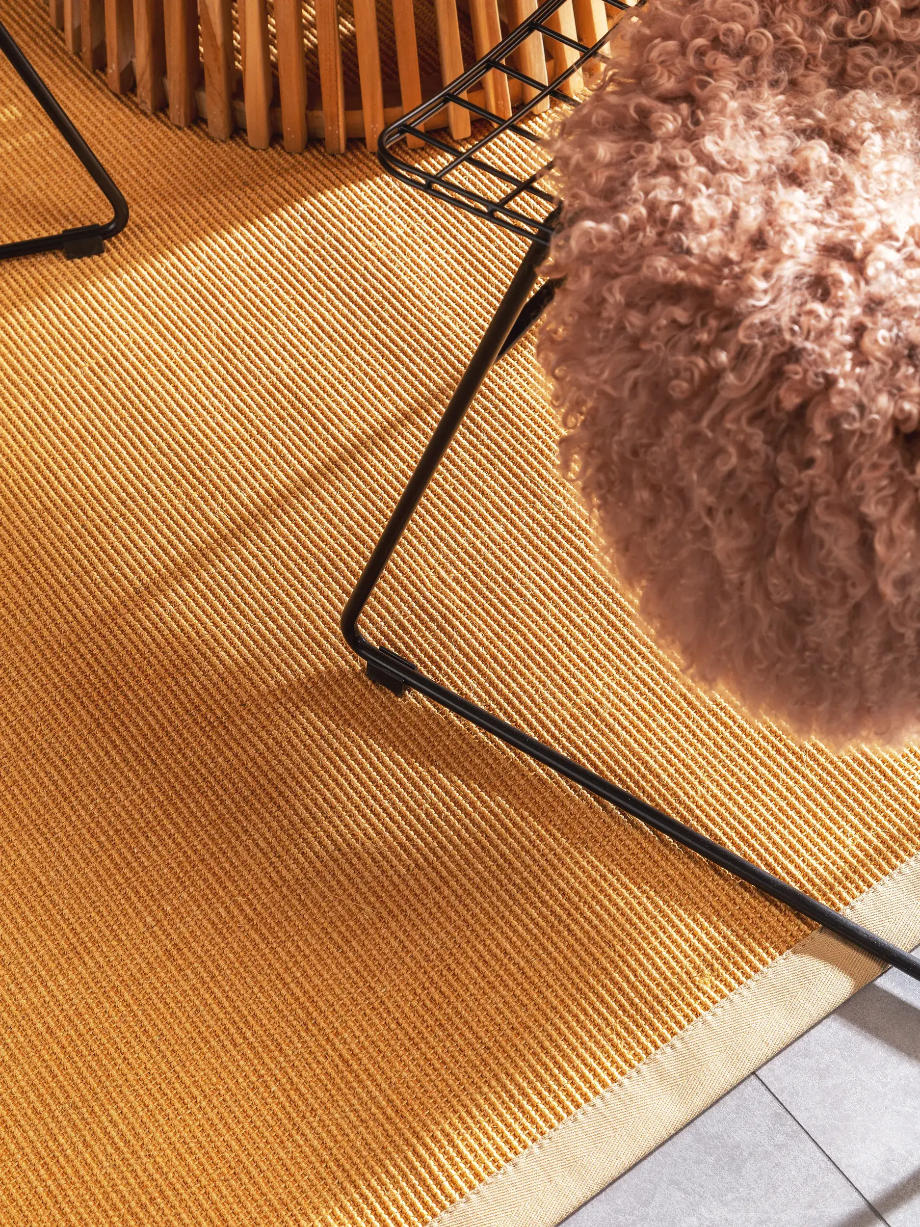 Teppich aus 100% Sisal in Beige mit 100% Sisal hohem Flor von benuta Nest
