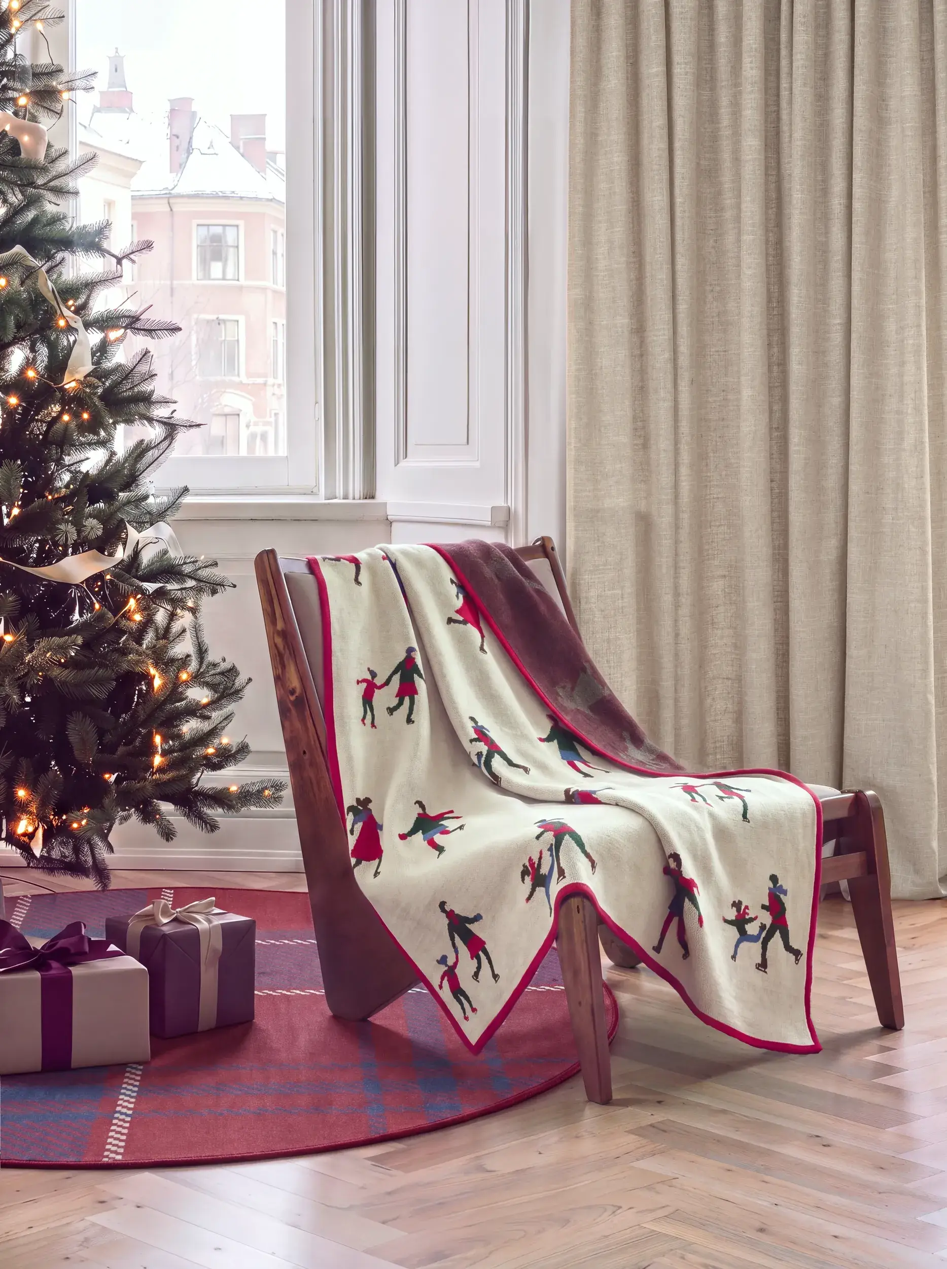 Weihnachtsdecke Joyful Cream von benuta