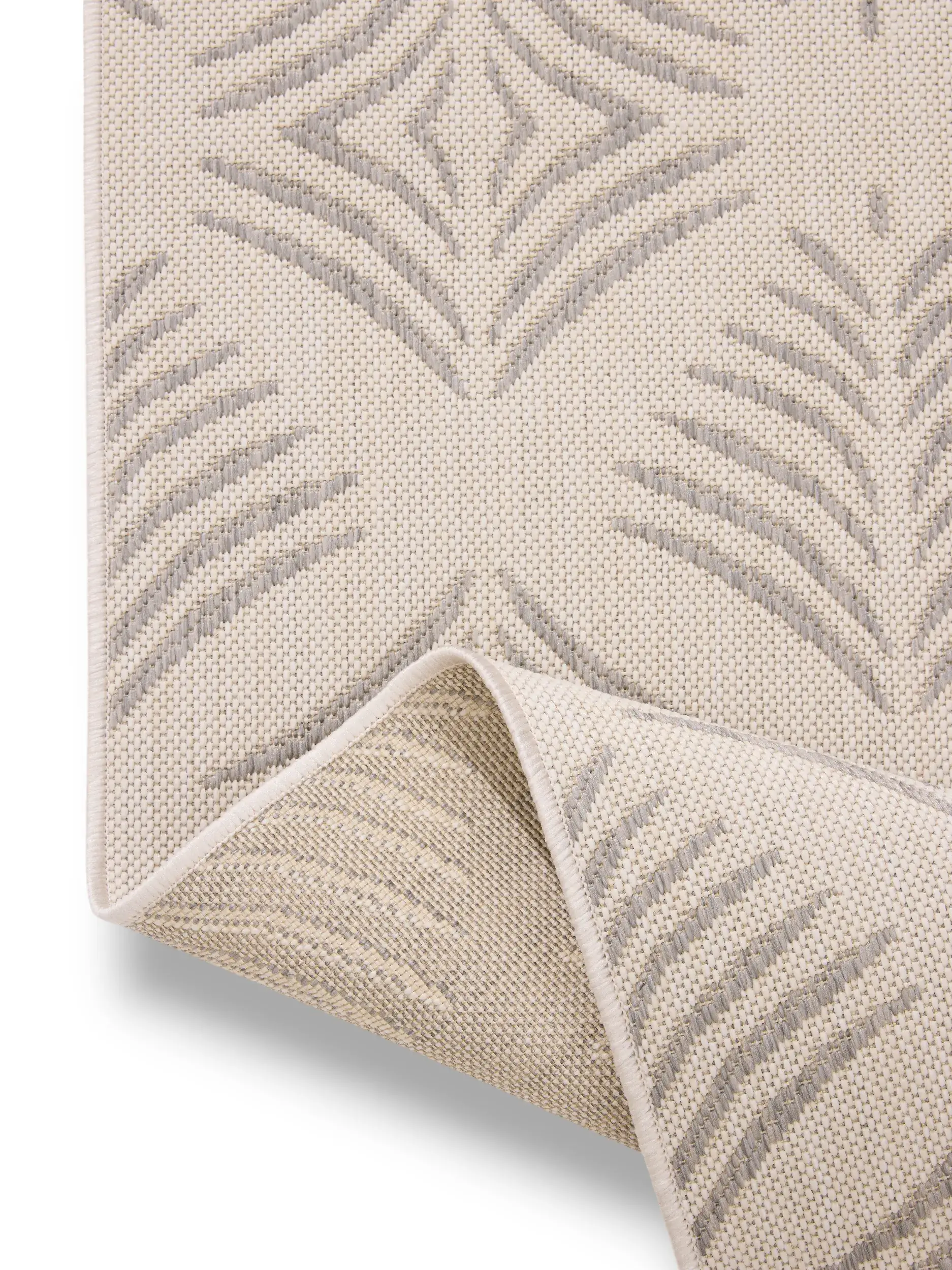 Rug made of 100% Polypropylen in Grey with a 100% Polypropylen high pile by benuta Nest