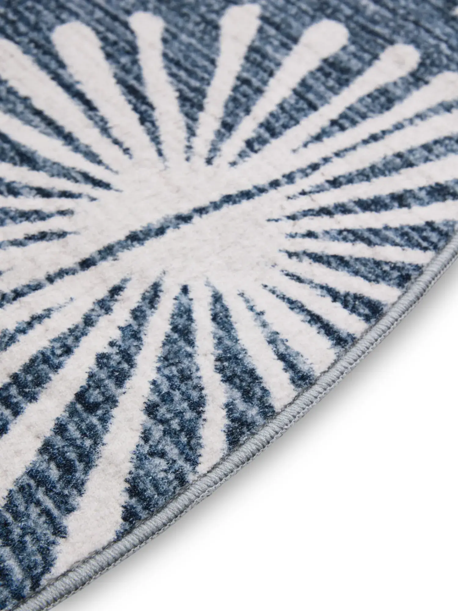 Rug made of 100% Polyester in Grey with a 100% Polyester high pile by benuta Nest