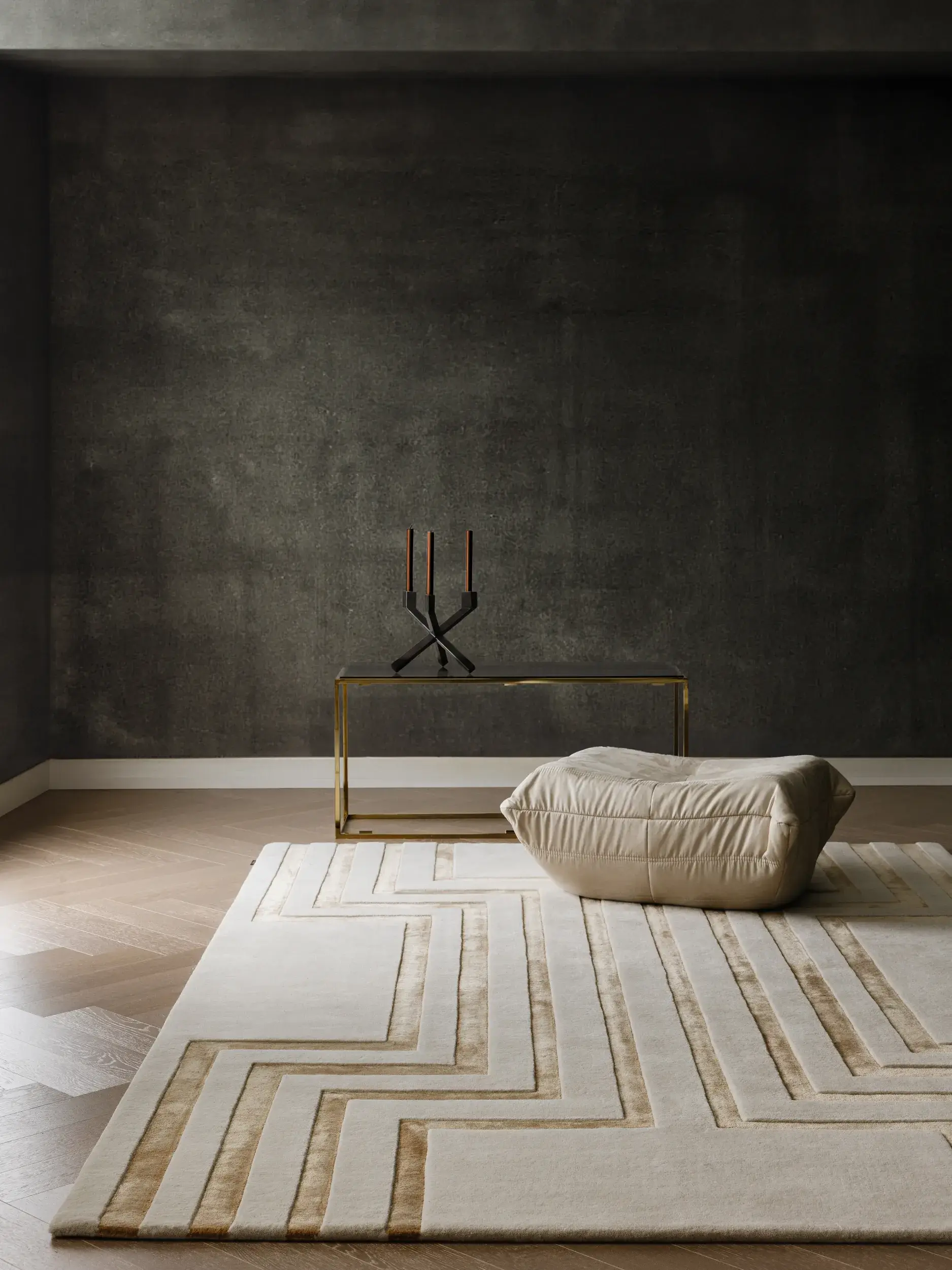 Teppich aus 70% Wolle, 30% Lyocell (Tencel™) in Beige mit 70% Wolle, 30% Lyocell (Tencel™) hohem Flor von benuta Finest