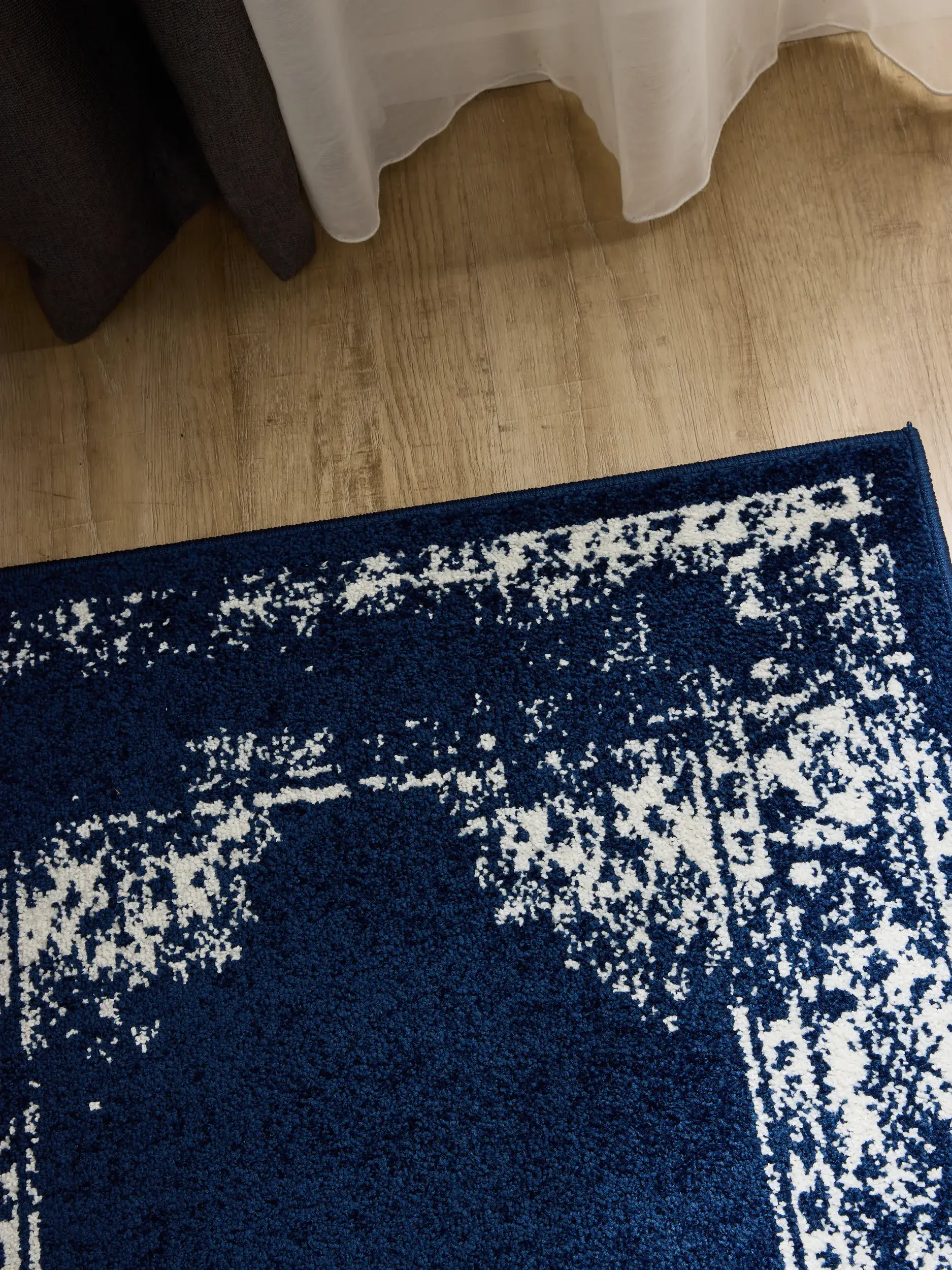Rug made of 100% Polypropylen in Blue with a 100% Polypropylen high pile by benuta Basic