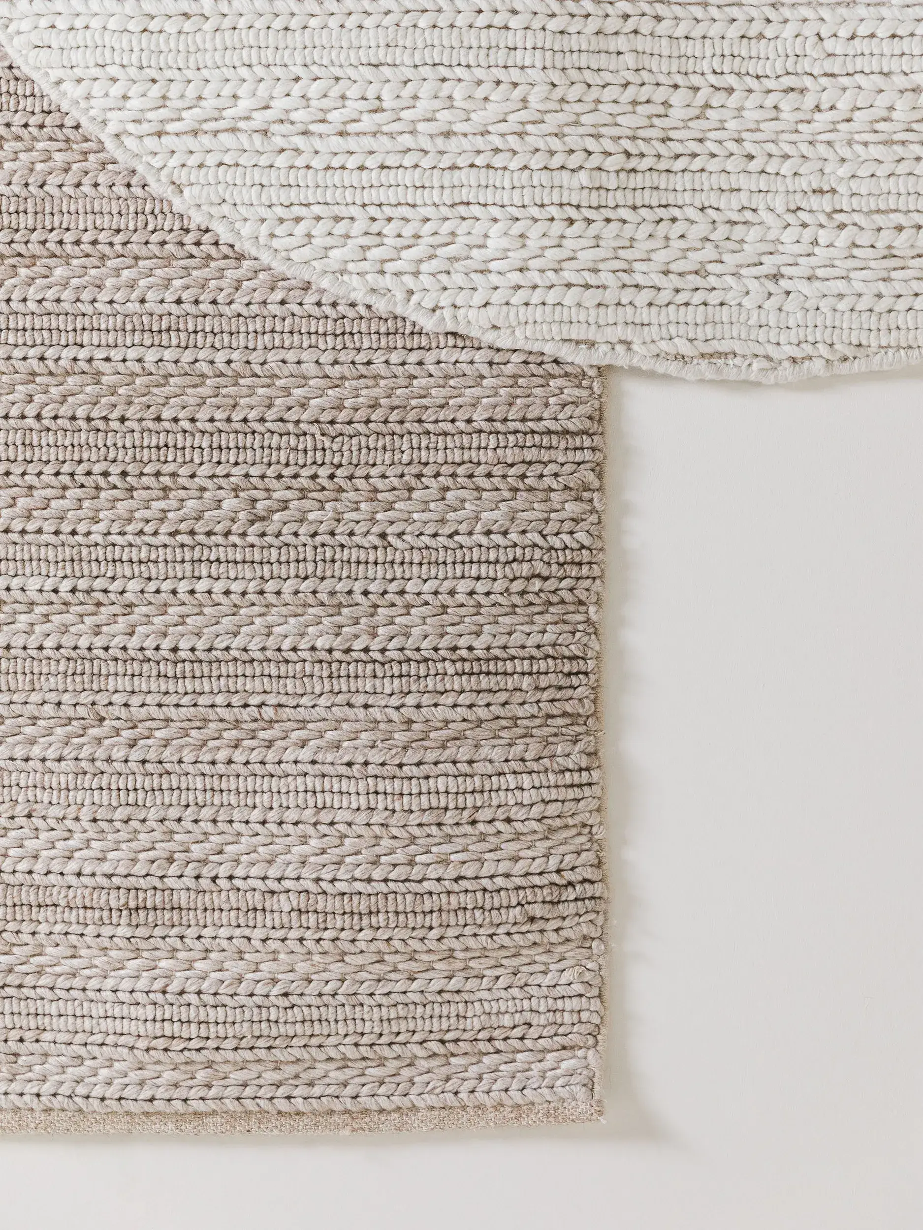 Teppe av 70% Wolle, 30% Polyester i Beige med 70% Wolle, 30% Polyester høy lugg fra benuta Pure