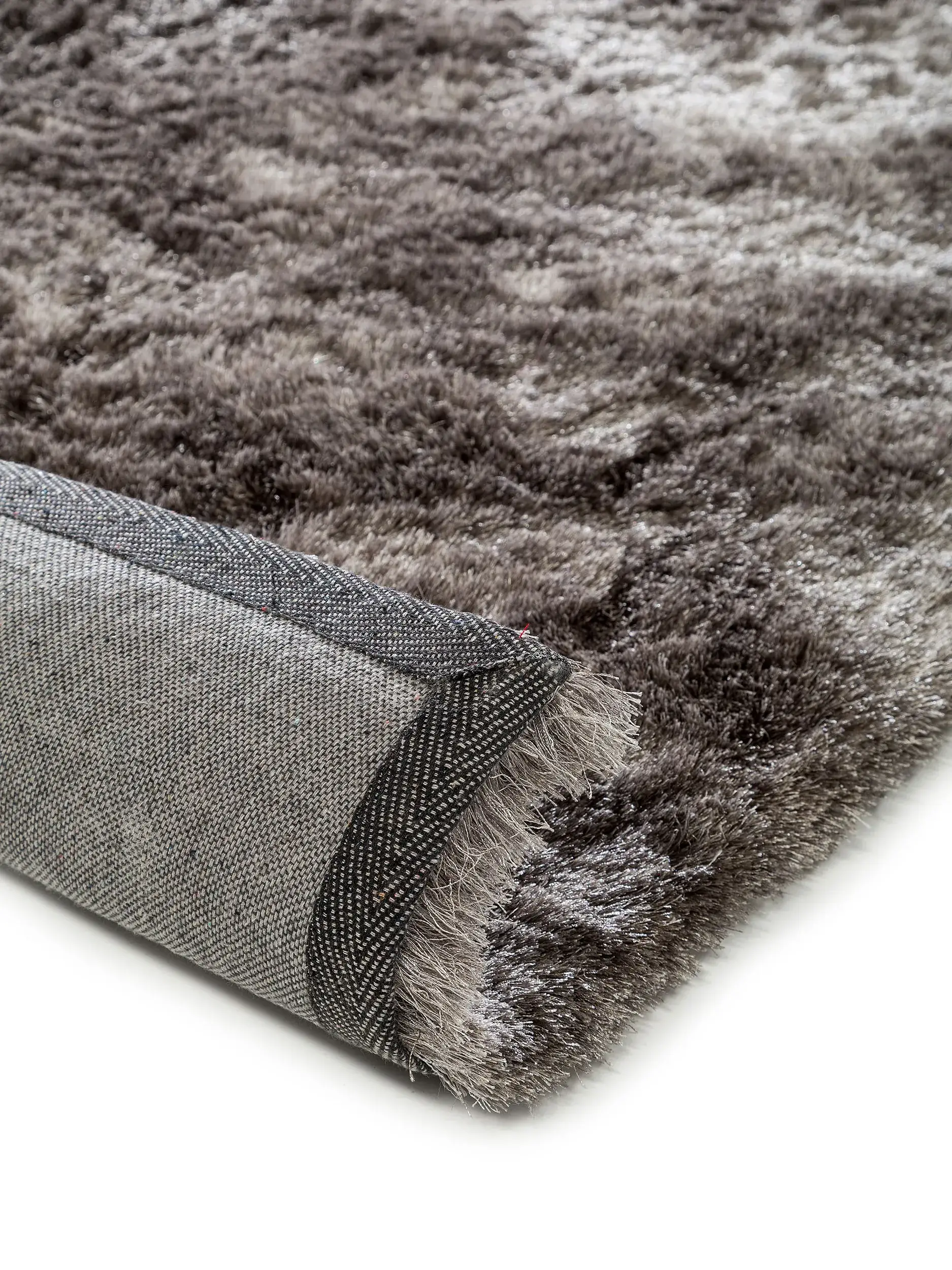 Teppich aus 100% Polyester in Grau mit 100% Polyester hohem Flor von benuta Nest