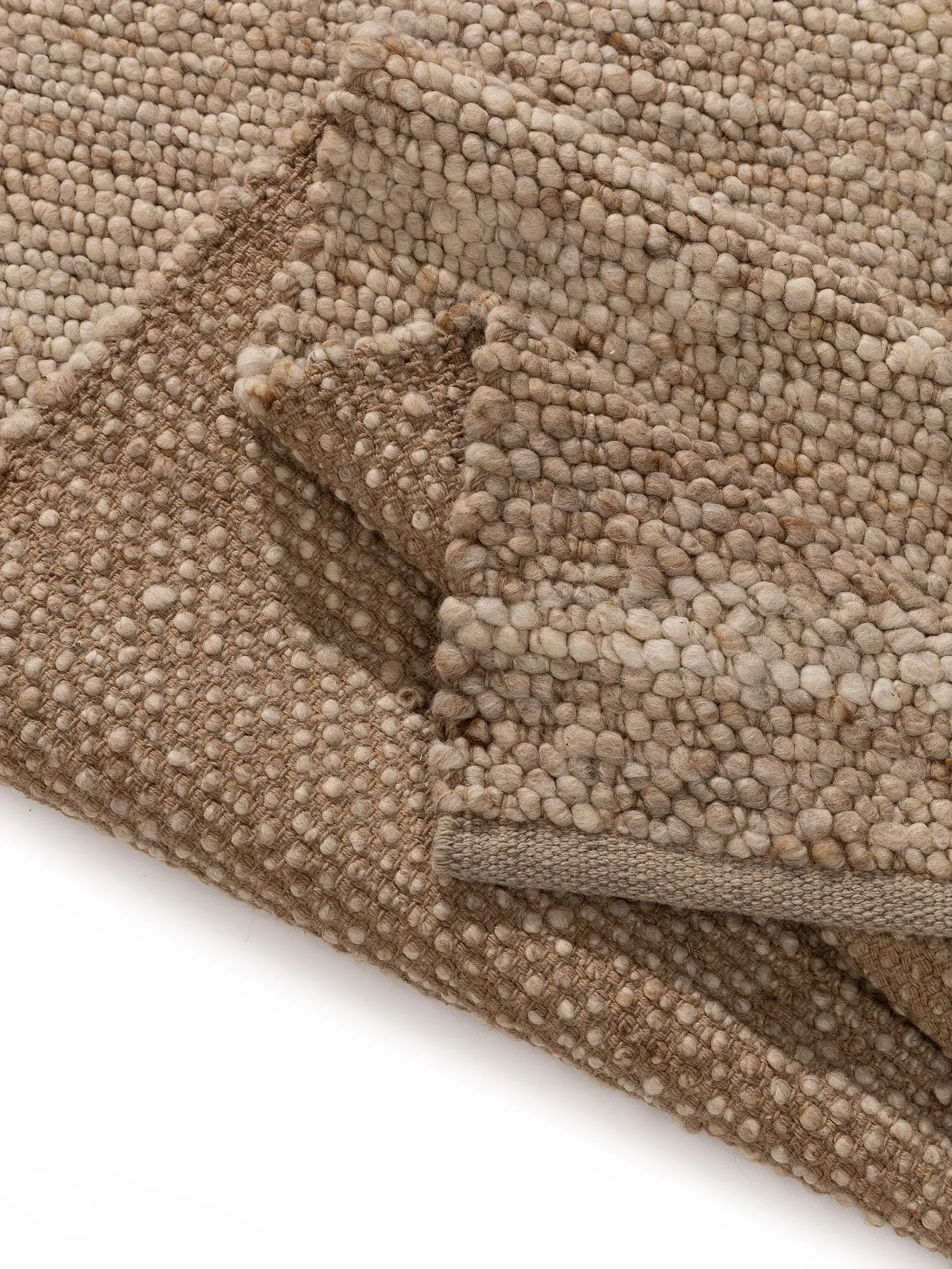 Teppich aus 70% Wolle, 30% Jute in Beige mit 70% Wolle, 30% Jute hohem Flor von benuta Pure