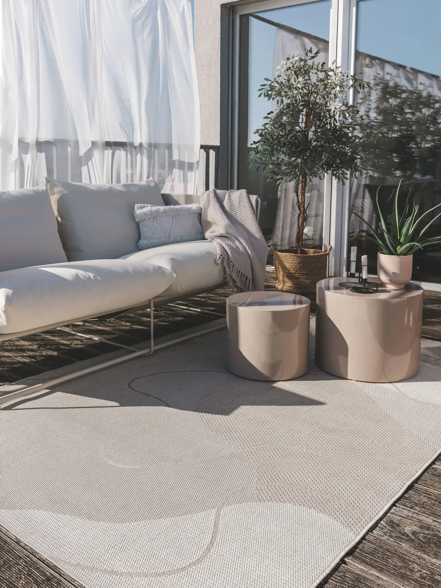 Teppich Anuk aus 100% Polypropylen in Beige von benuta Pop