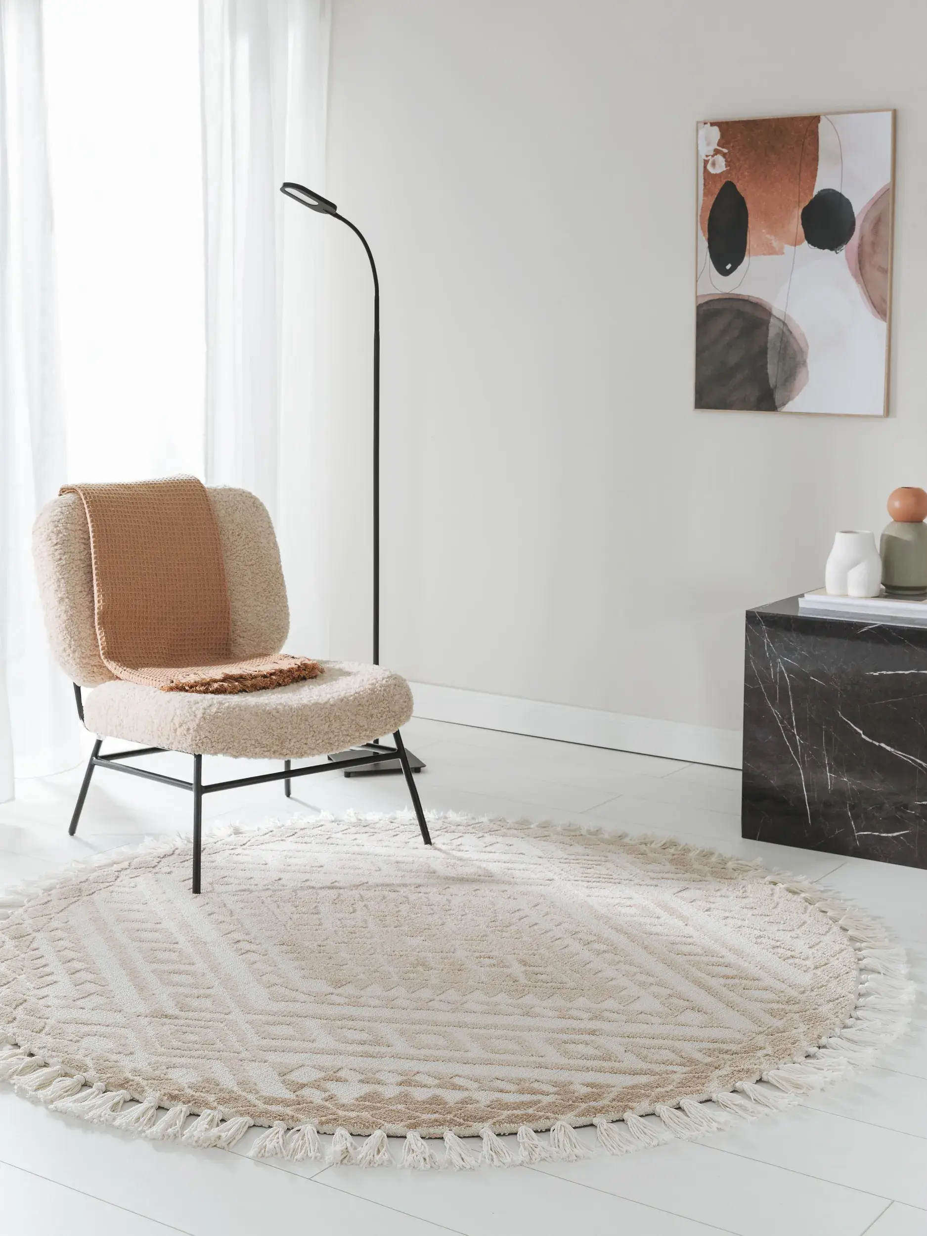 Teppich aus 100% Polyester (Microfiber) in Beige mit 100% Polyester (Microfiber) hohem Flor von benuta Nest