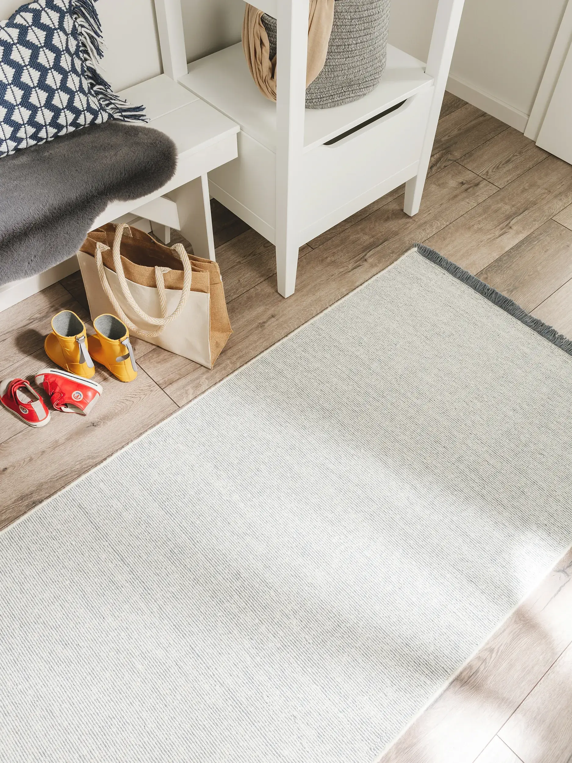 Teppich aus 70% Wolle, 30% Baumwolle in Blau mit 70% Wolle, 30% Baumwolle hohem Flor von benuta Nest