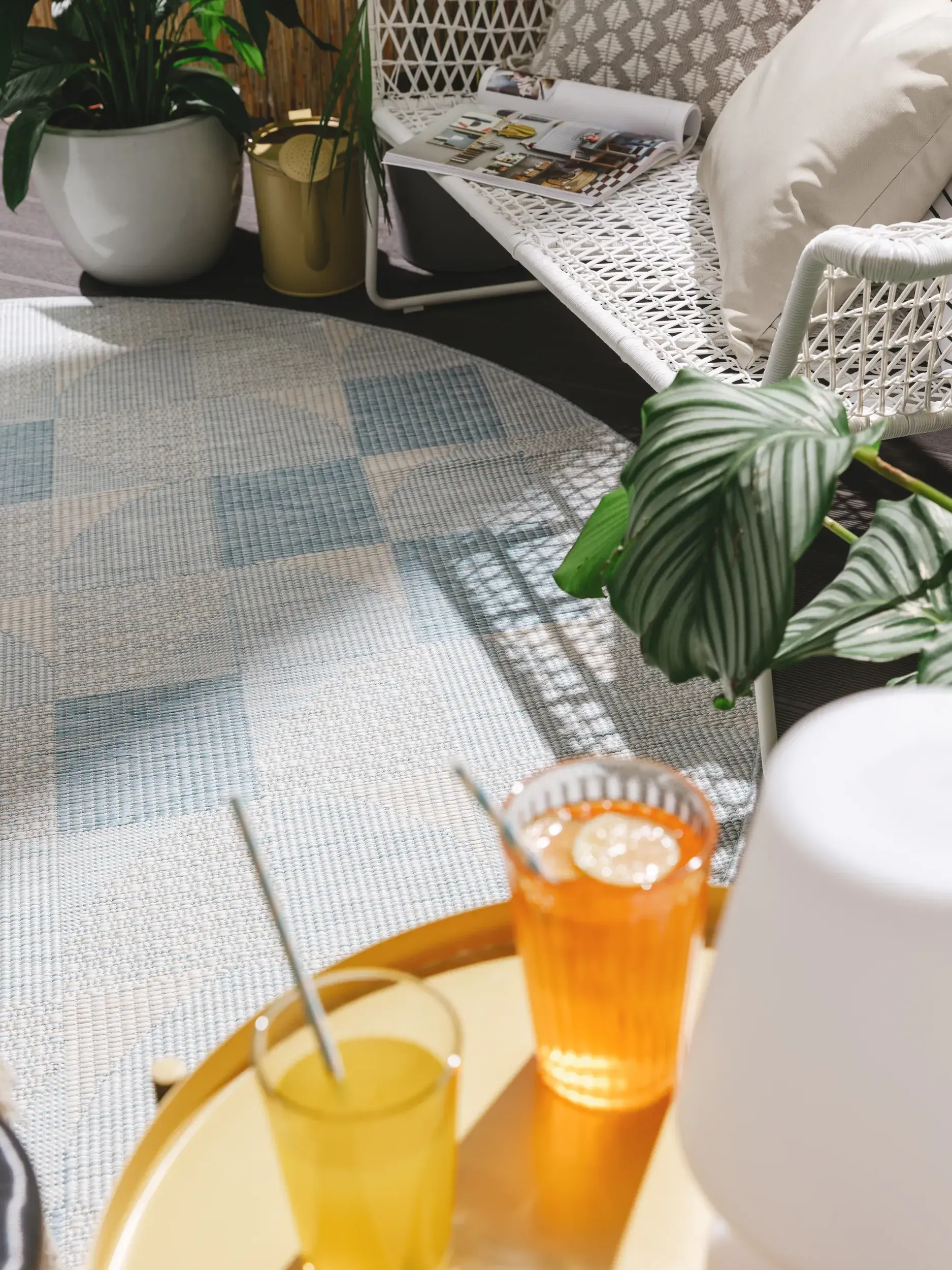 Rug made of 100% Polypropylen in Blue with a 100% Polypropylen high pile by benuta Nest