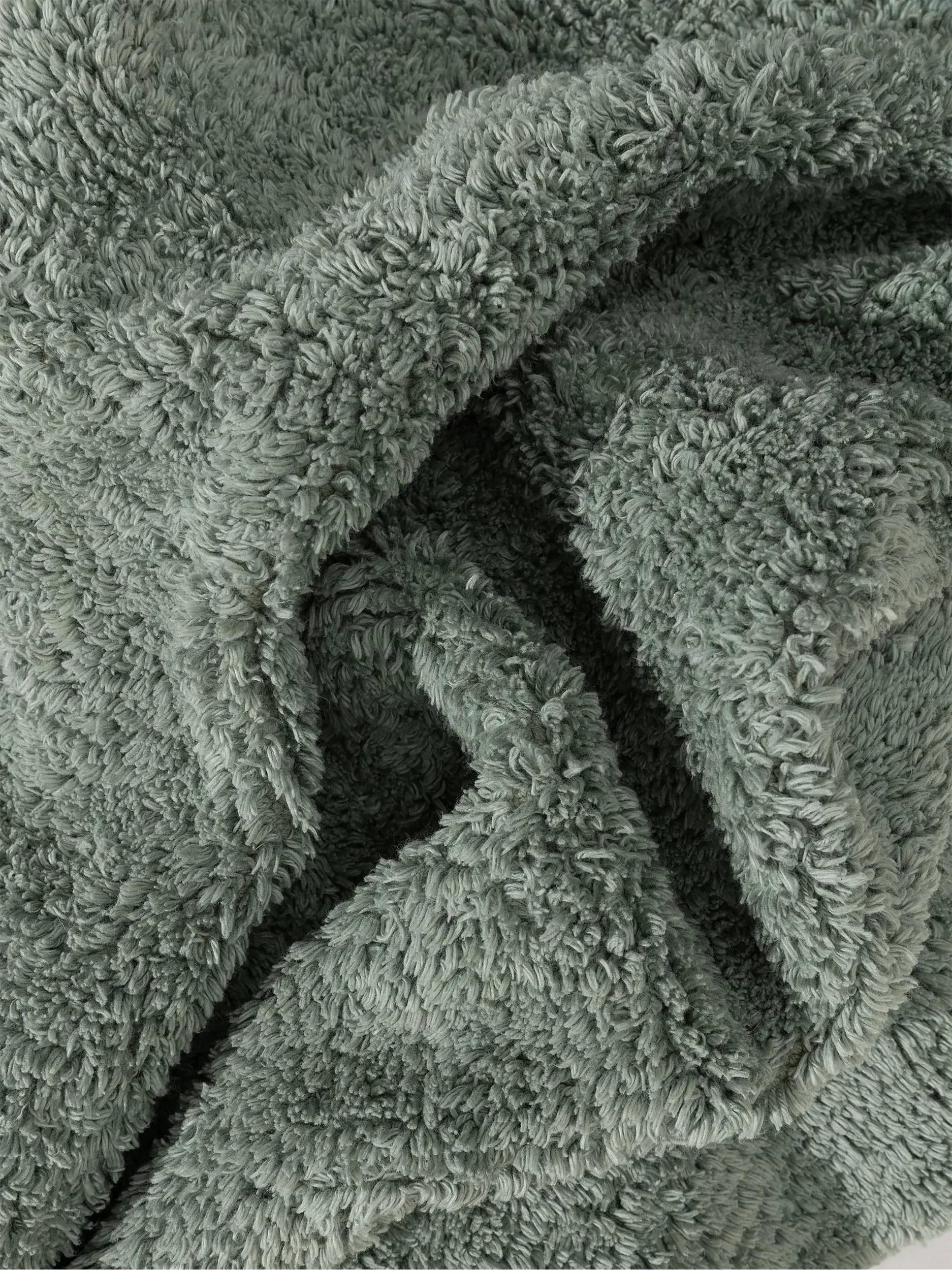 Teppich aus 100% Baumwolle in Grün mit 100% Baumwolle hohem Flor von Lytte