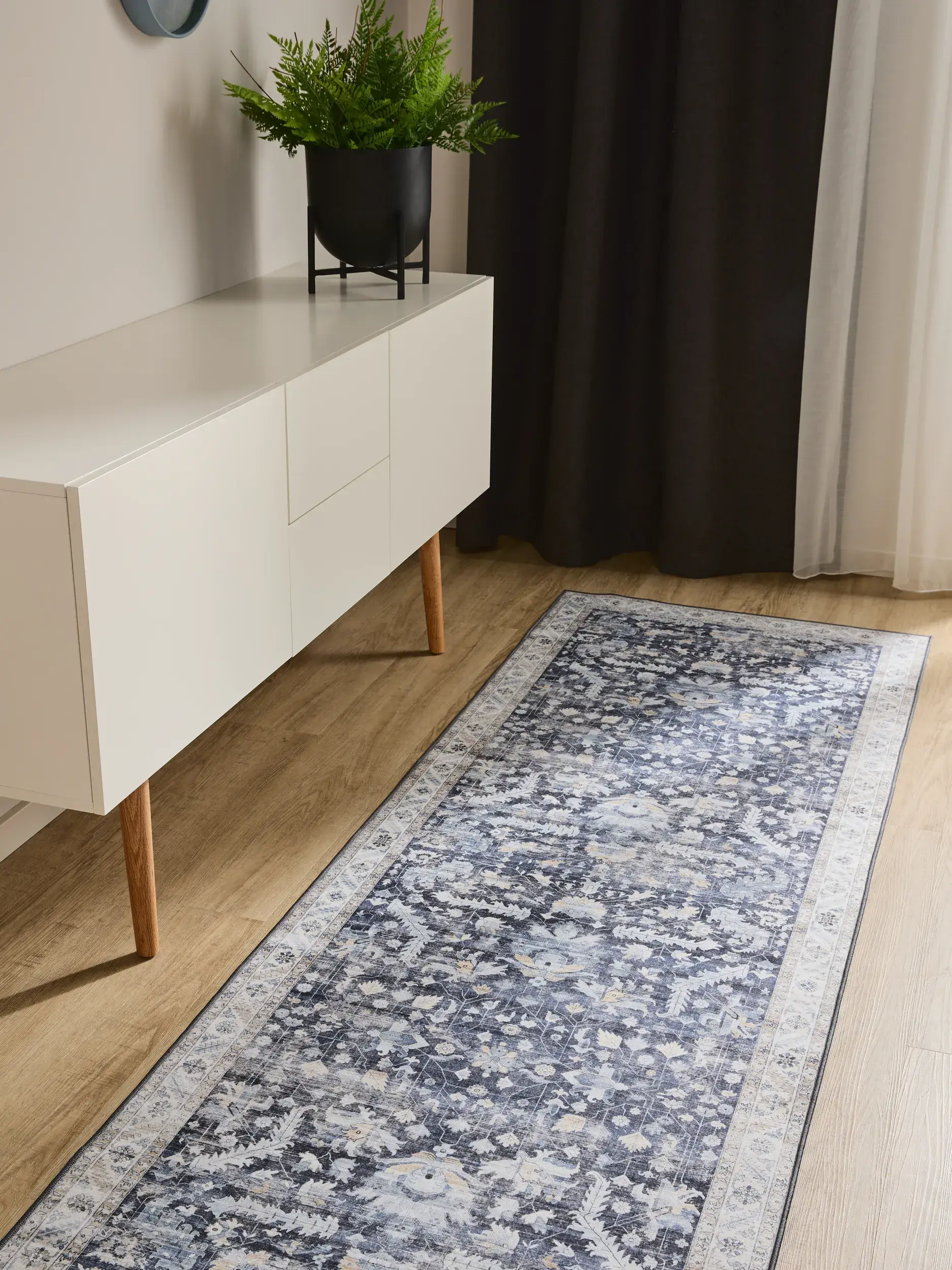 Rug made of 100% Polyester in Blue with a 100% Polyester high pile by benuta Basic