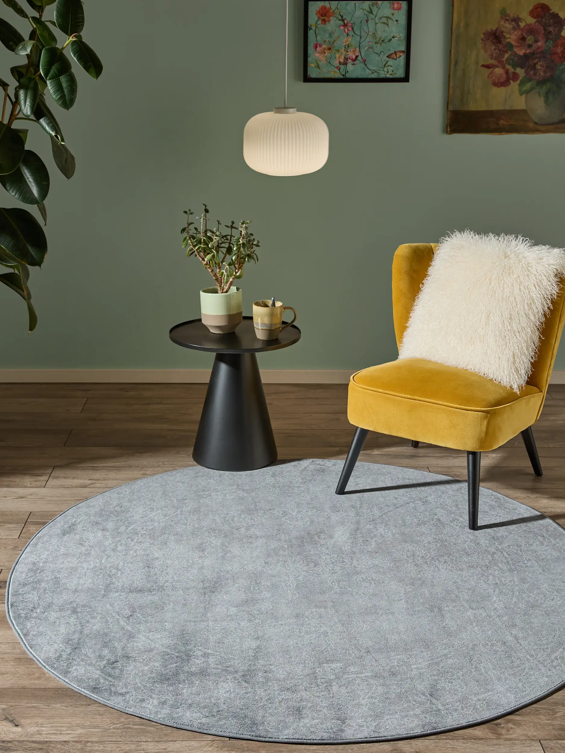 Rug made of 100% Polyester in Beige with a 100% Polyester high pile by benuta Nest