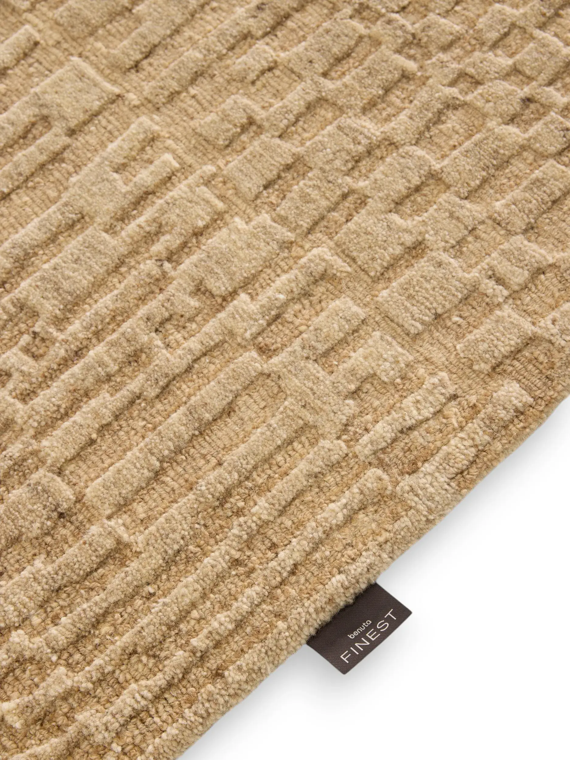 Teppich aus 100% Wolle in Beige mit 100% Wolle hohem Flor von benuta Finest