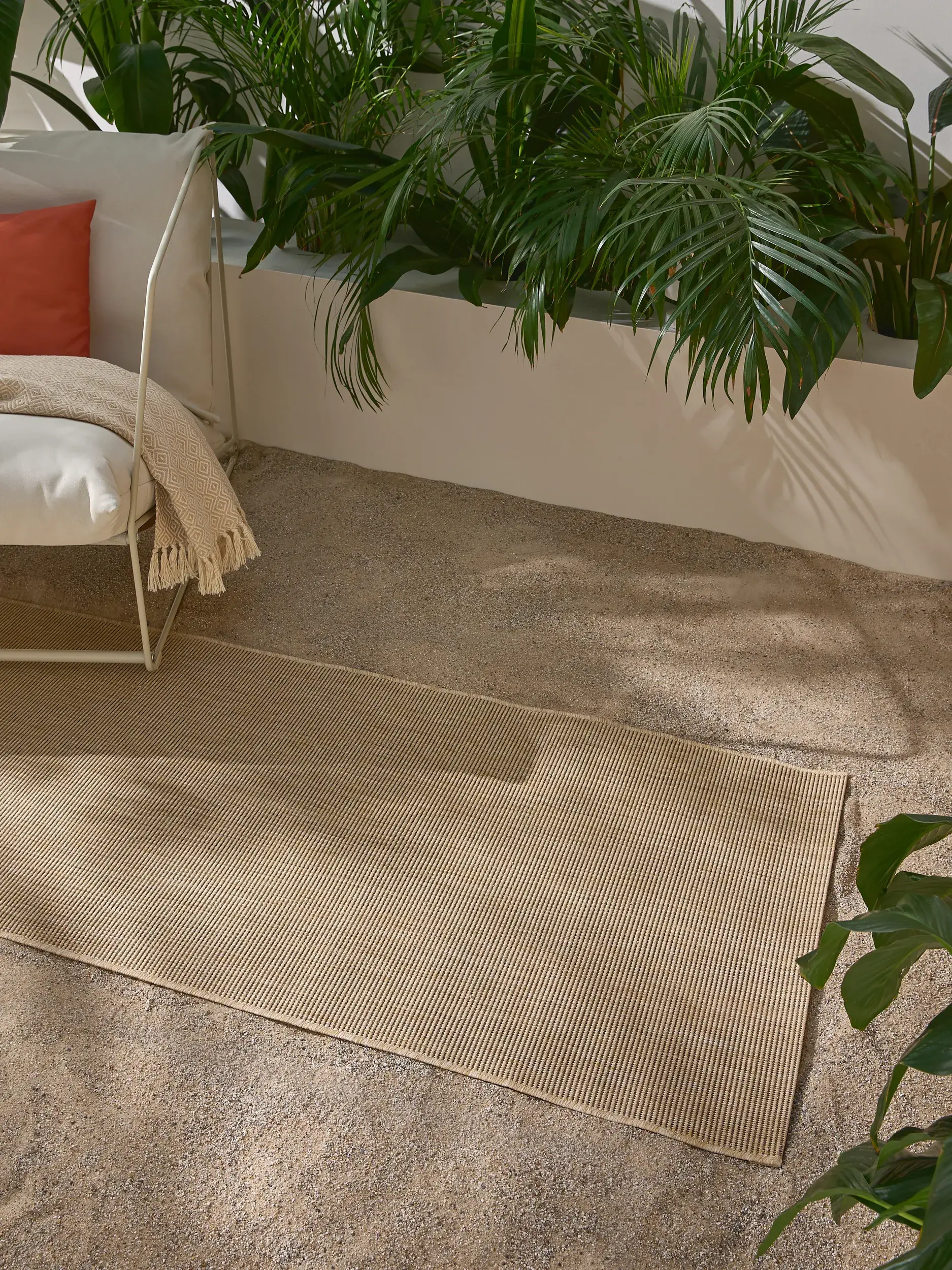 Rug made of 100% Polypropylen in Beige with a 100% Polypropylen high pile by benuta Nest