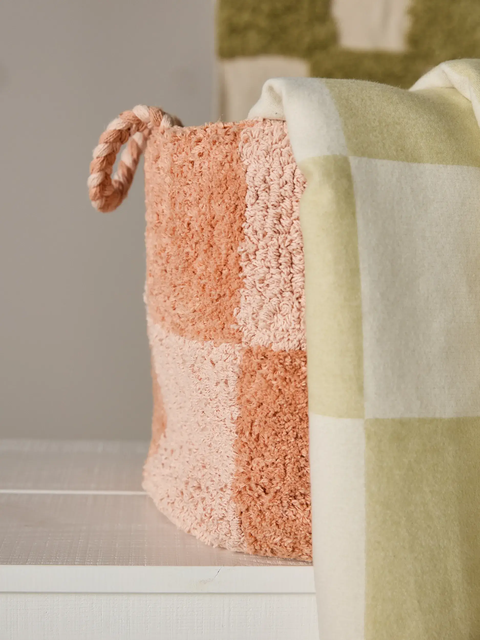 Koš Caro Růžová od Lytte