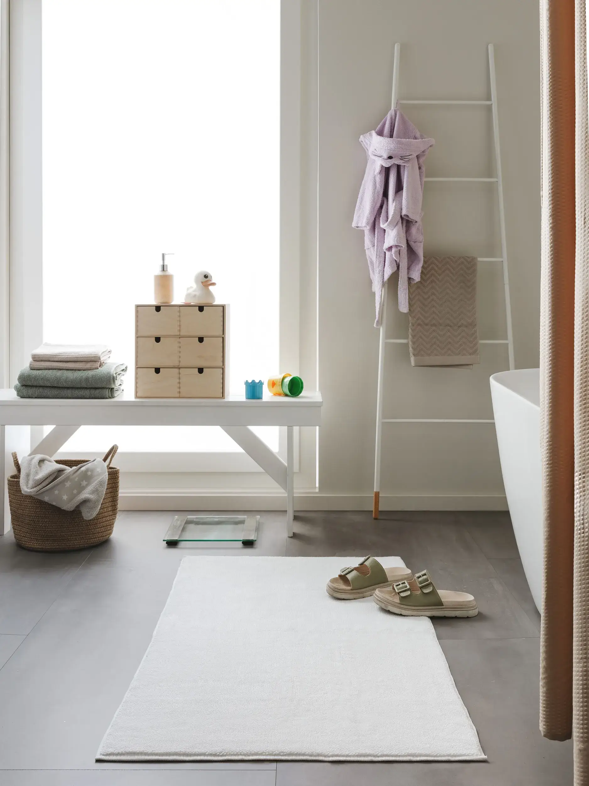 Badematte Ole Cream com design Einfarbig em 100% Baumwolle da benuta Nest