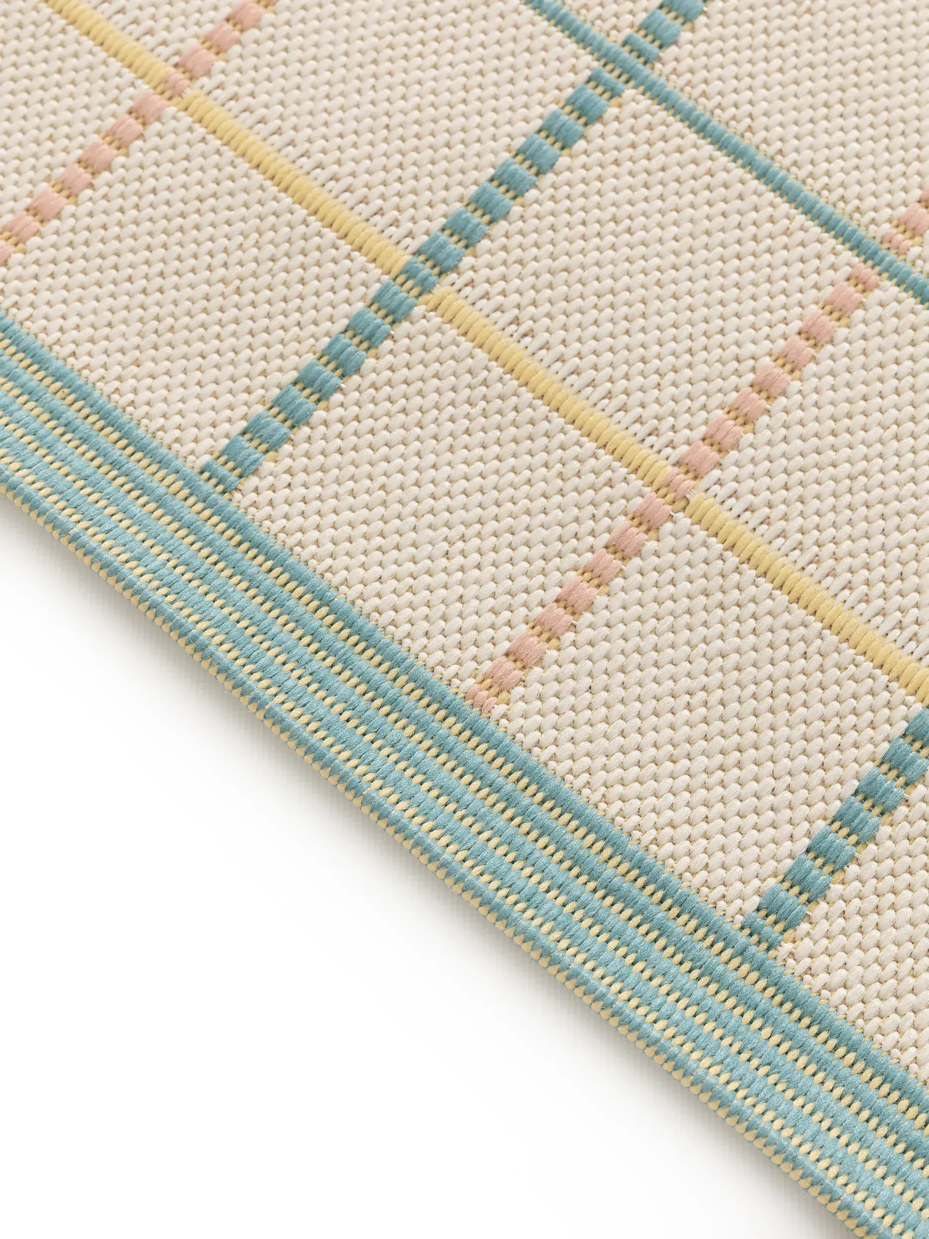 Teppich aus 100% Polypropylen in Multicolor mit 100% Polypropylen hohem Flor von Lytte