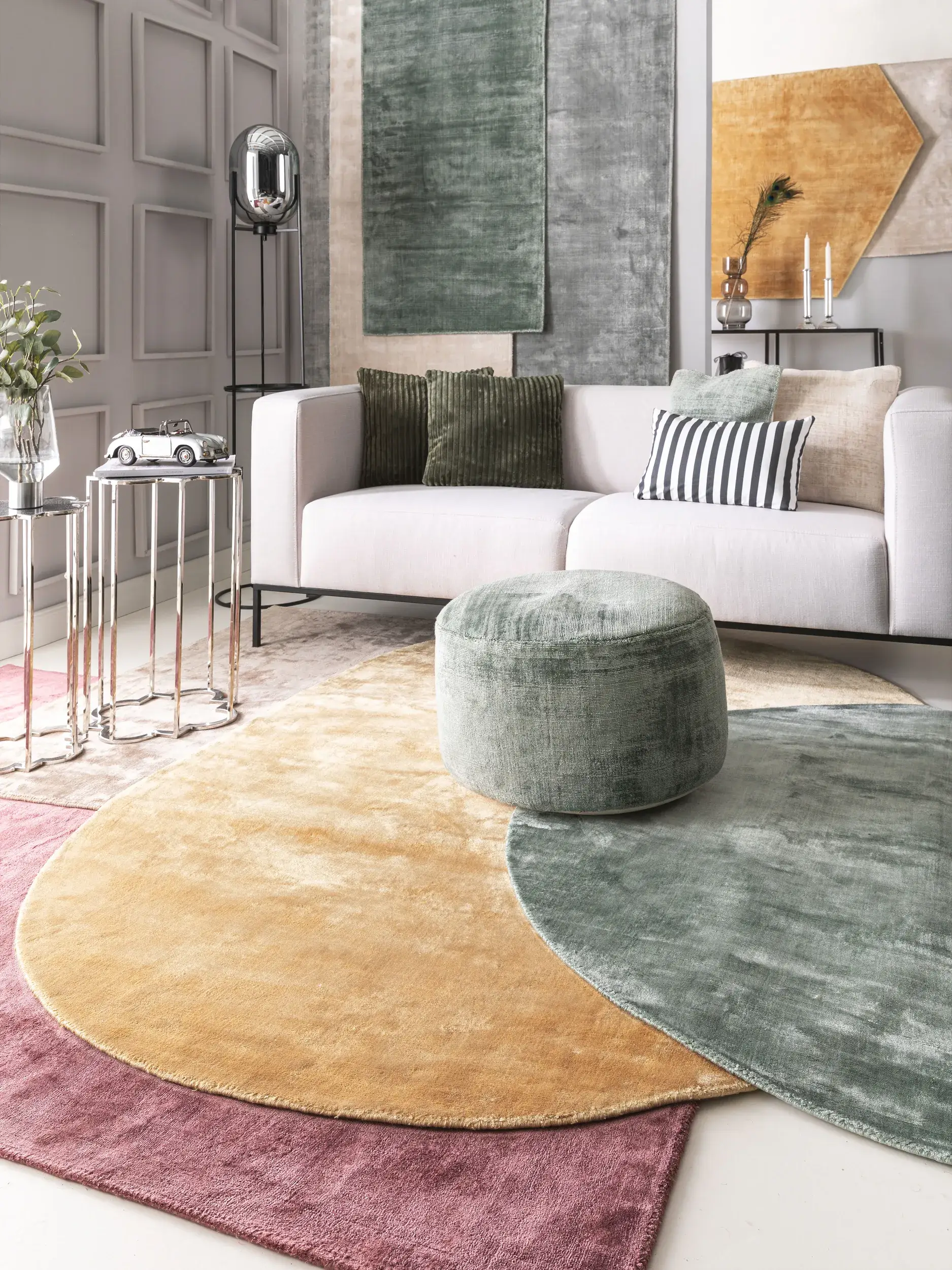 Rug made of 100% Viscose in Grey with a 100% Viscose high pile by benuta Pure