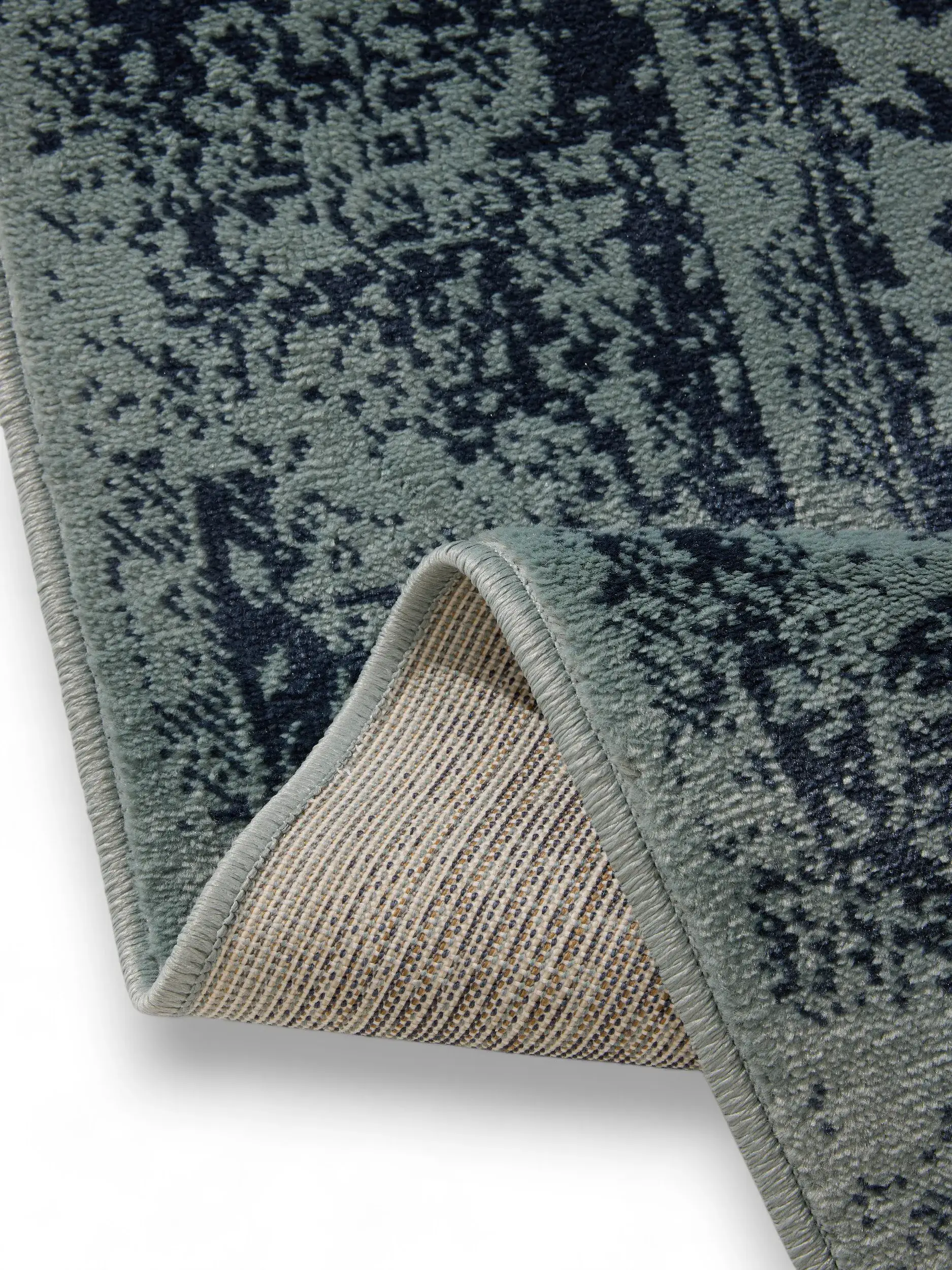 Rug made of 100% Polypropylen in Turquoise with a 100% Polypropylen high pile by benuta Basic