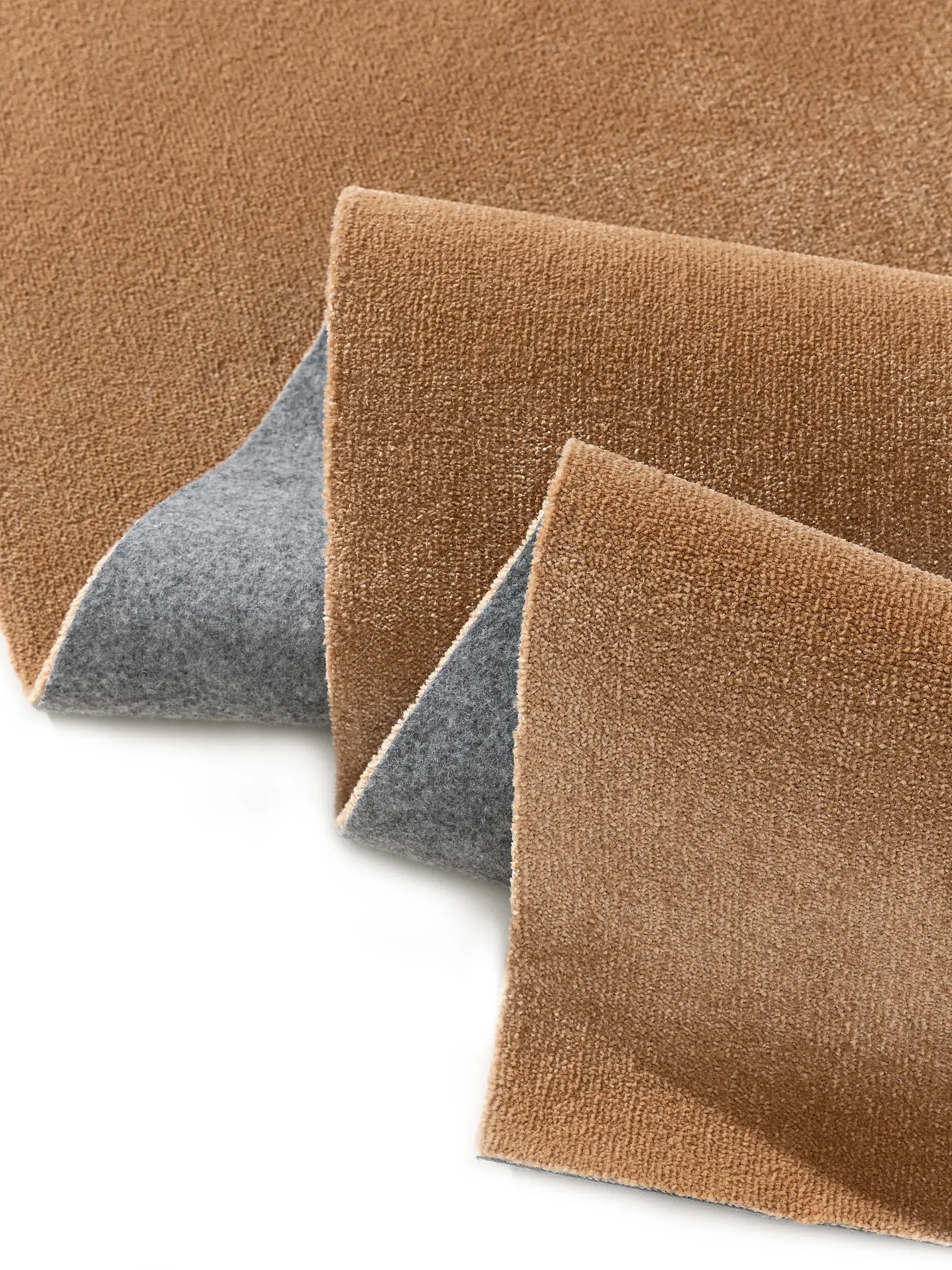 Teppich aus 100% Polypropylen in Braun mit 100% Polypropylen hohem Flor von benuta Nest