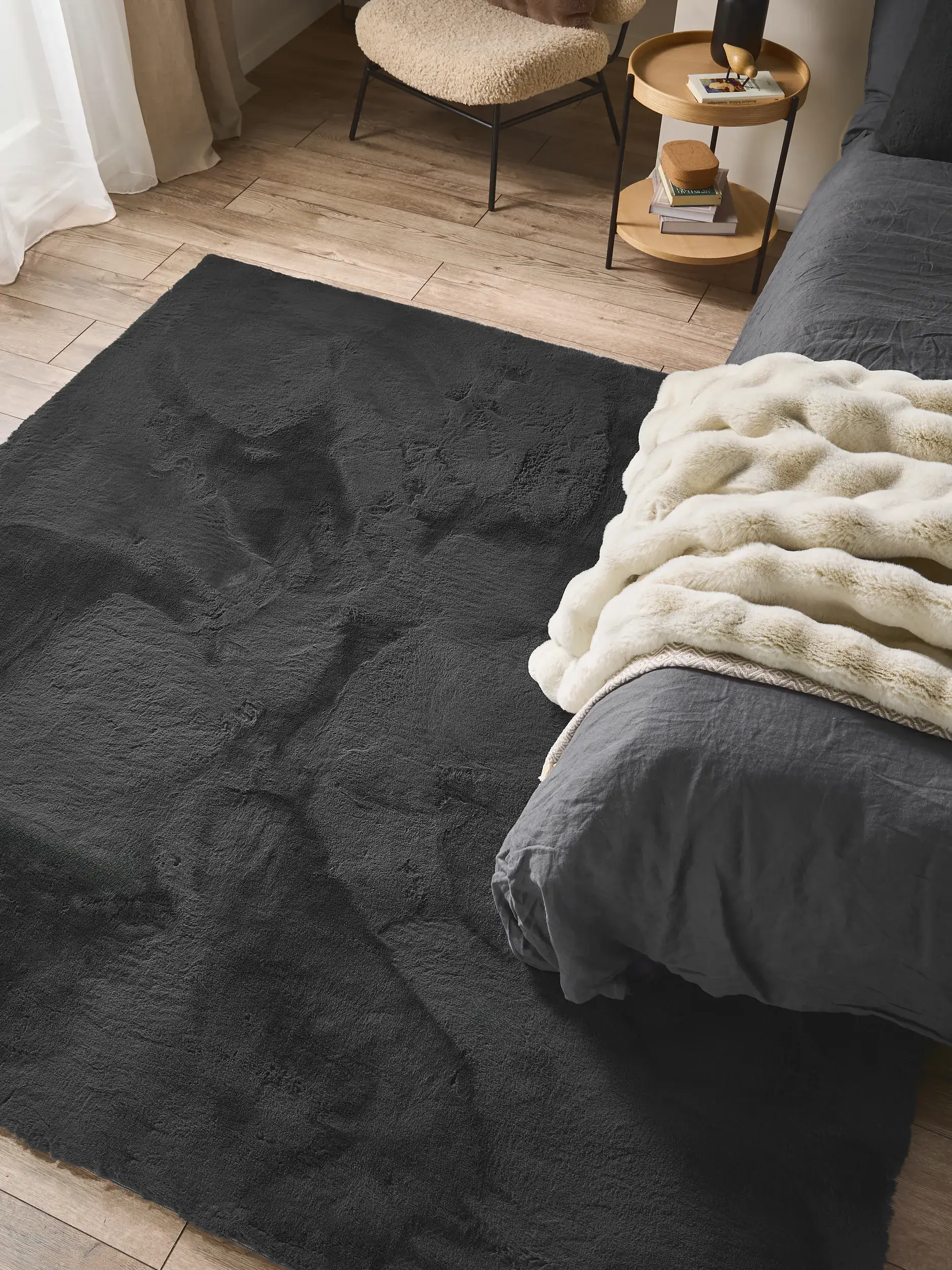 Teppich Dave aus 100% Polyester in Grau von benuta Nest