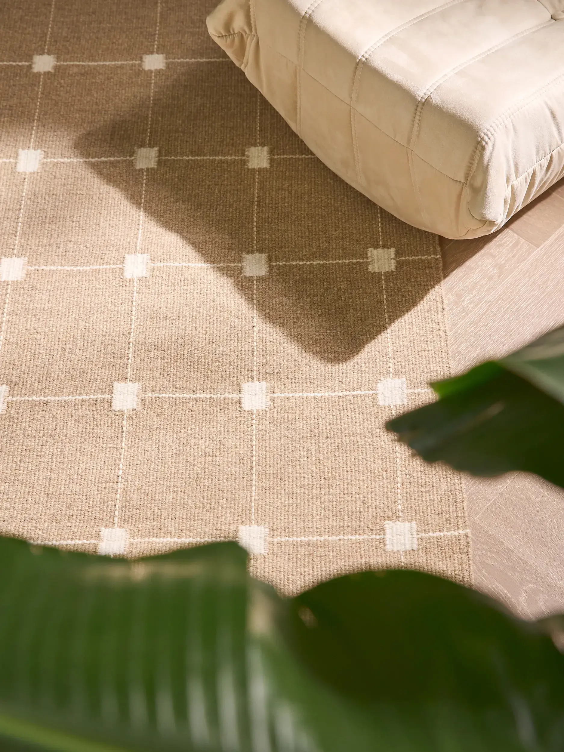 Rug Grady made of 100% Wool in Beige by benuta Pure